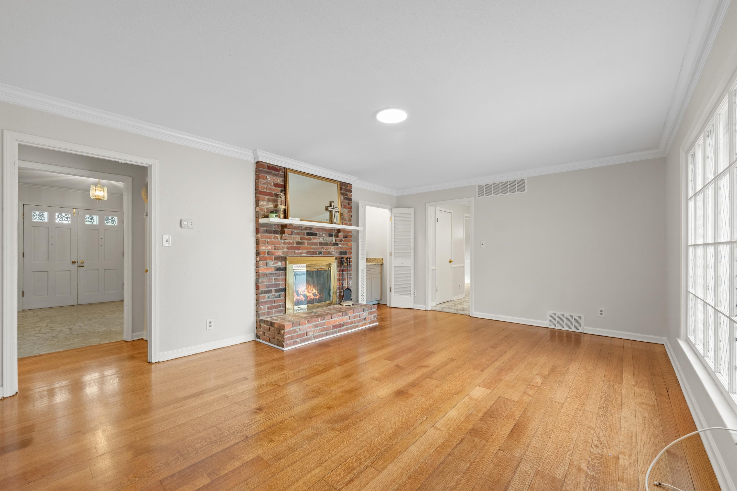 5330 Walnut Grove Rd Property Photo 9