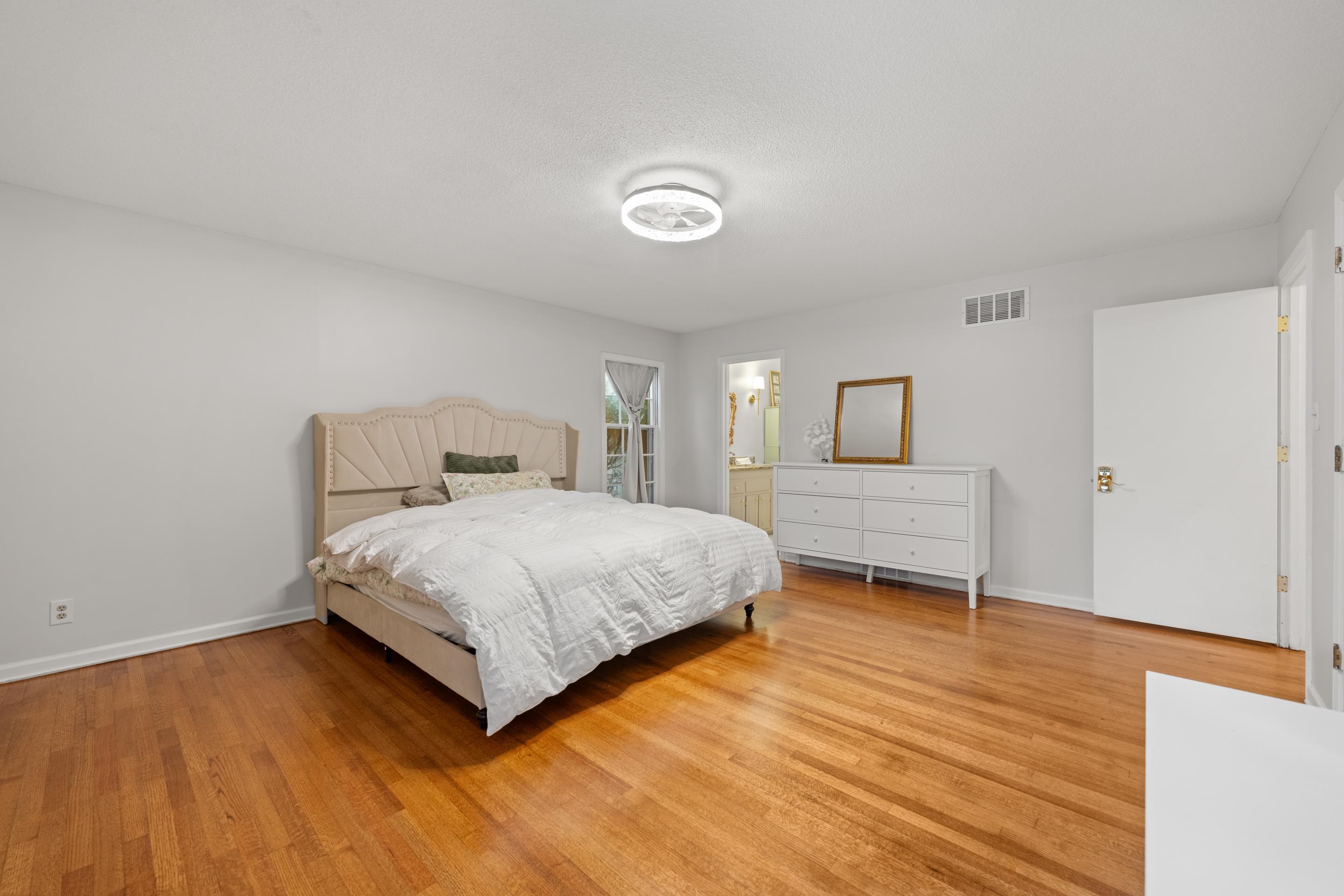 5330 Walnut Grove Rd Property Photo 12