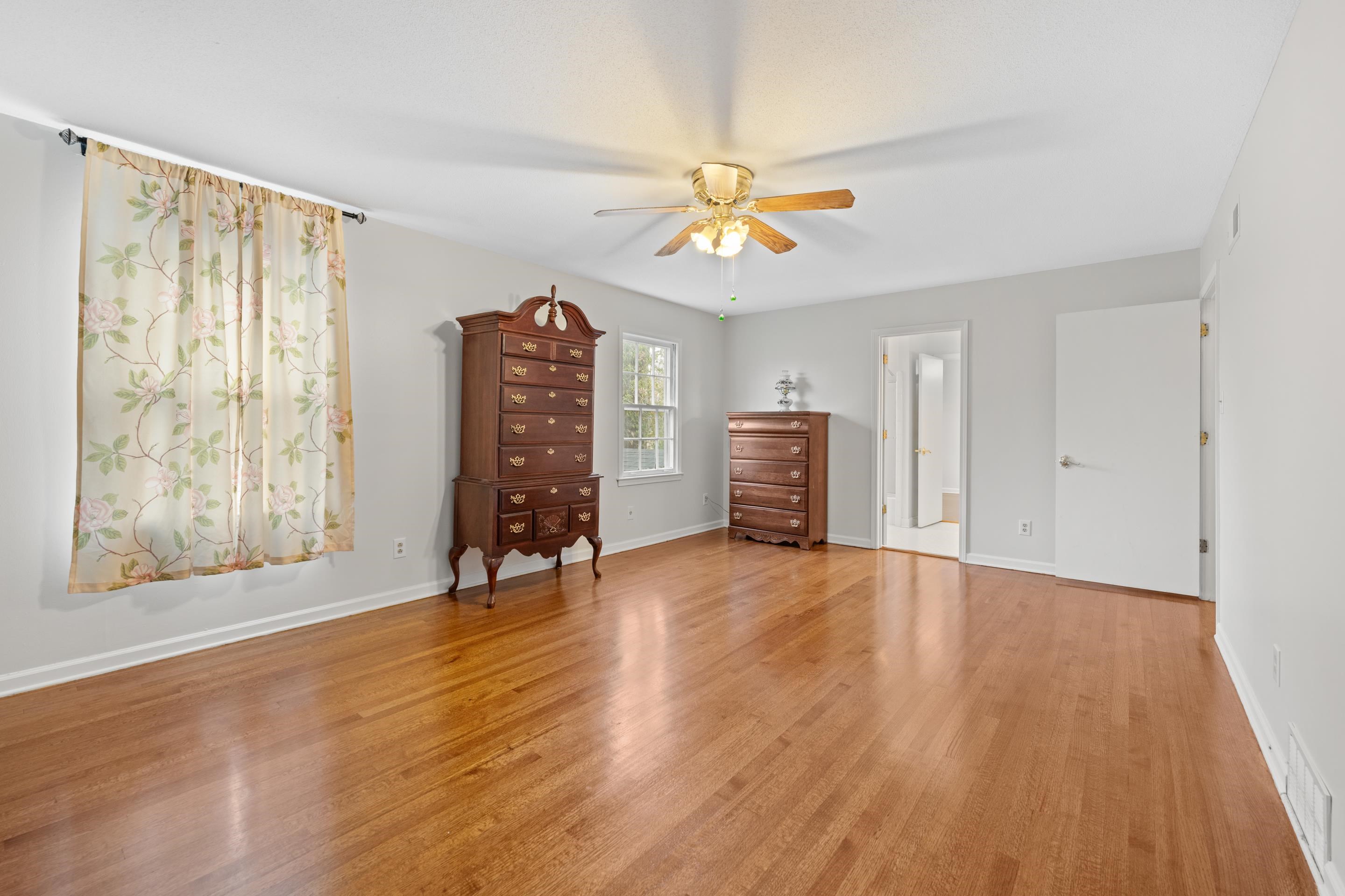 5330 Walnut Grove Rd Property Photo 16