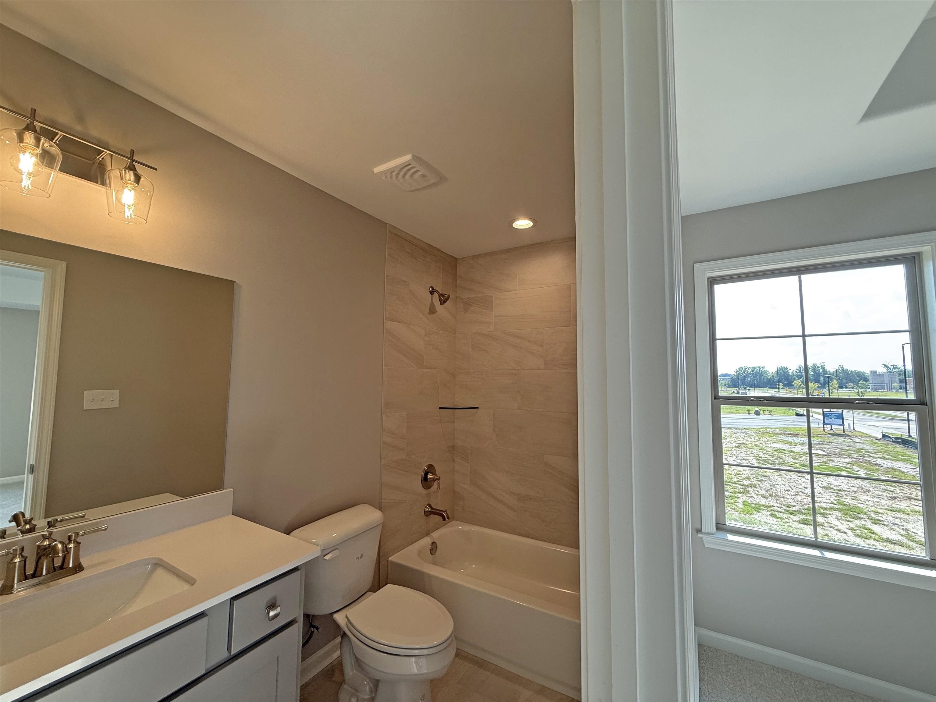 12111 Providence Center Loop Property Photo 16