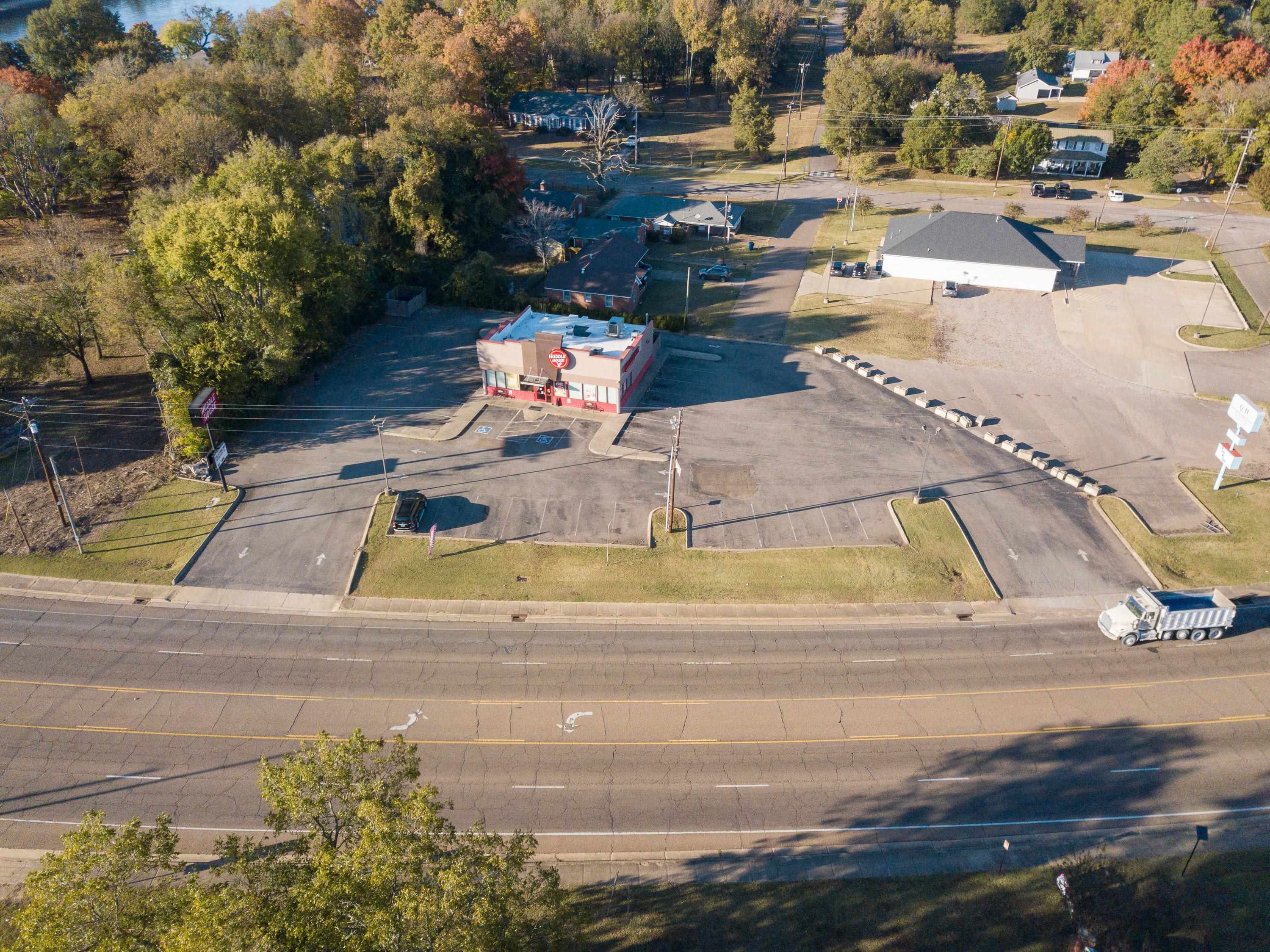 190 Bridge Ave Property Photo 40