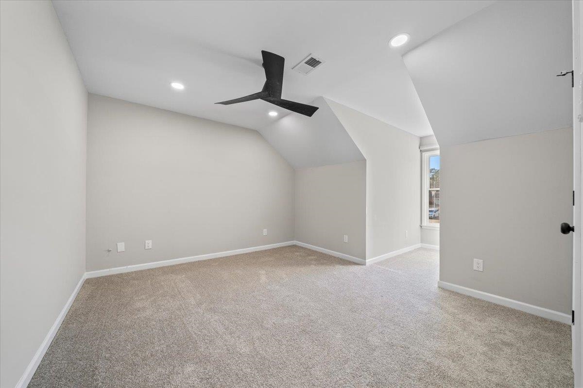 300 Mysen Dr Property Photo 17
