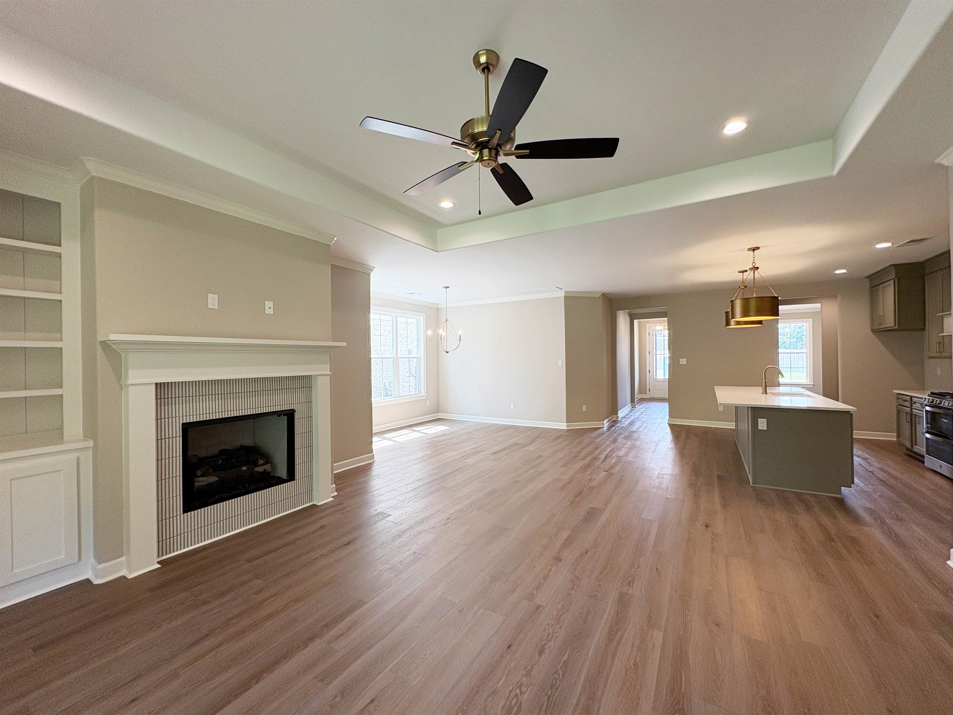 832 Goldenrod Way Property Photo 5