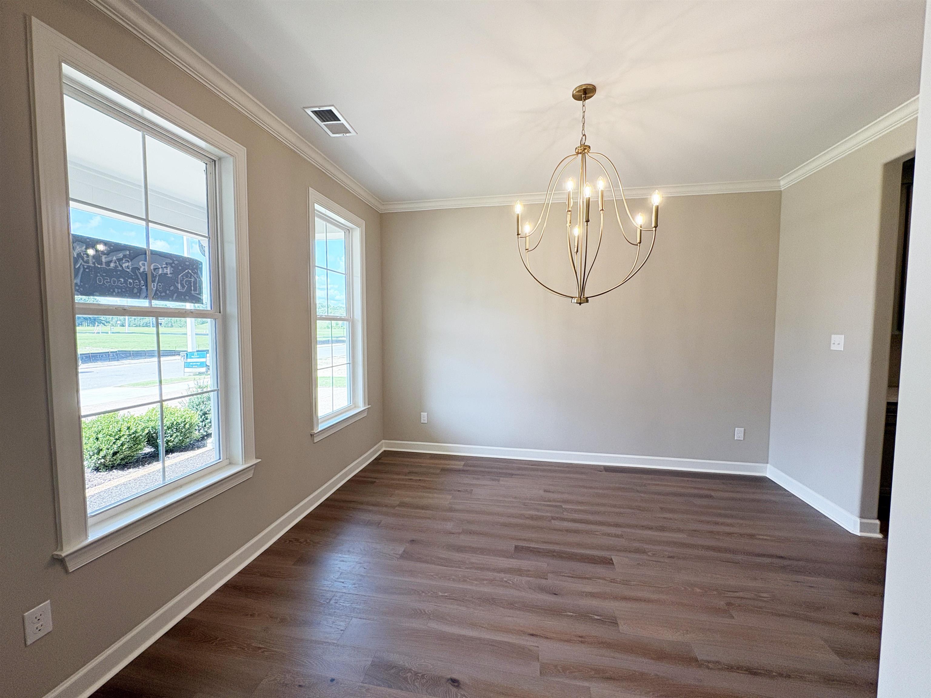 832 Goldenrod Way Property Photo 9