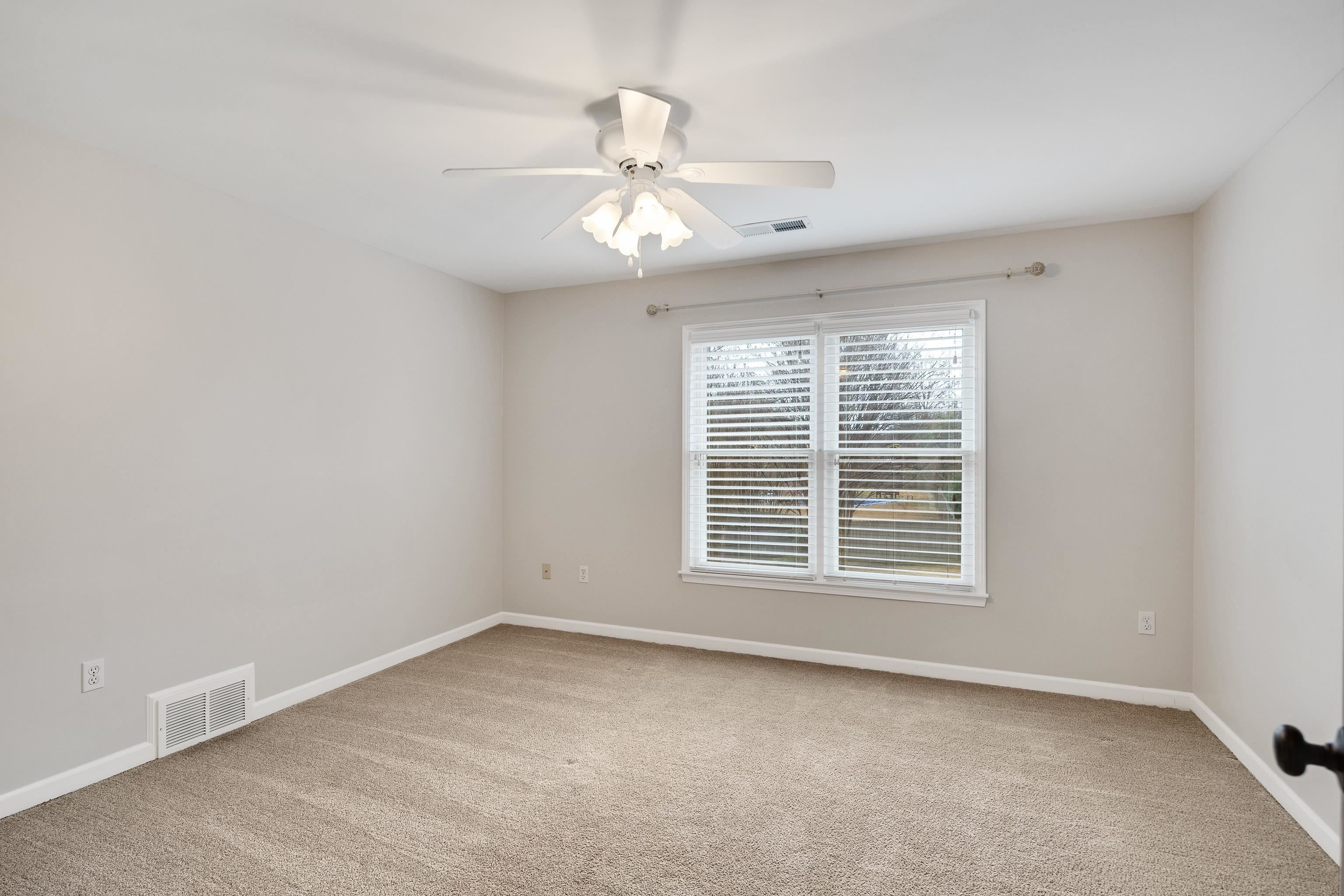 1837 Northcross Pl N Property Photo 32