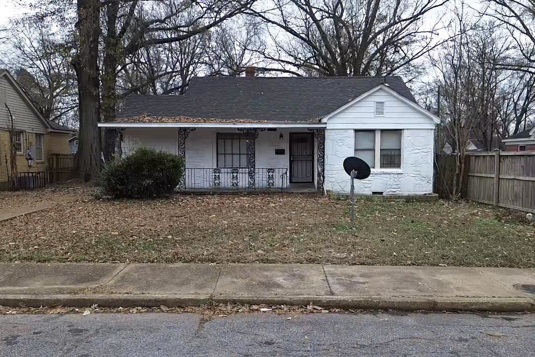 3079 HENRY AVE Property Photo 1
