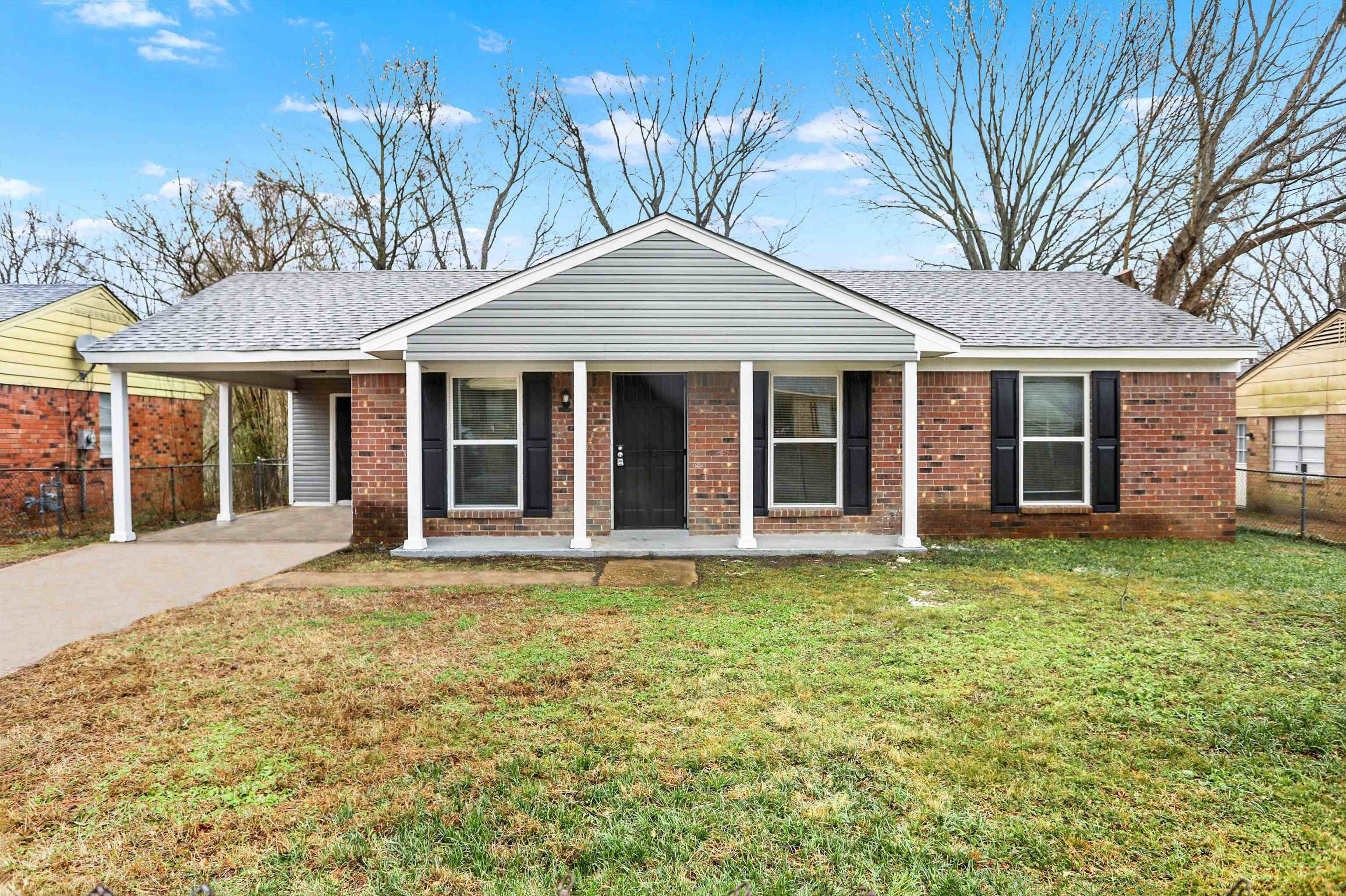 5052 BLACKSMITH DR Property Photo 1