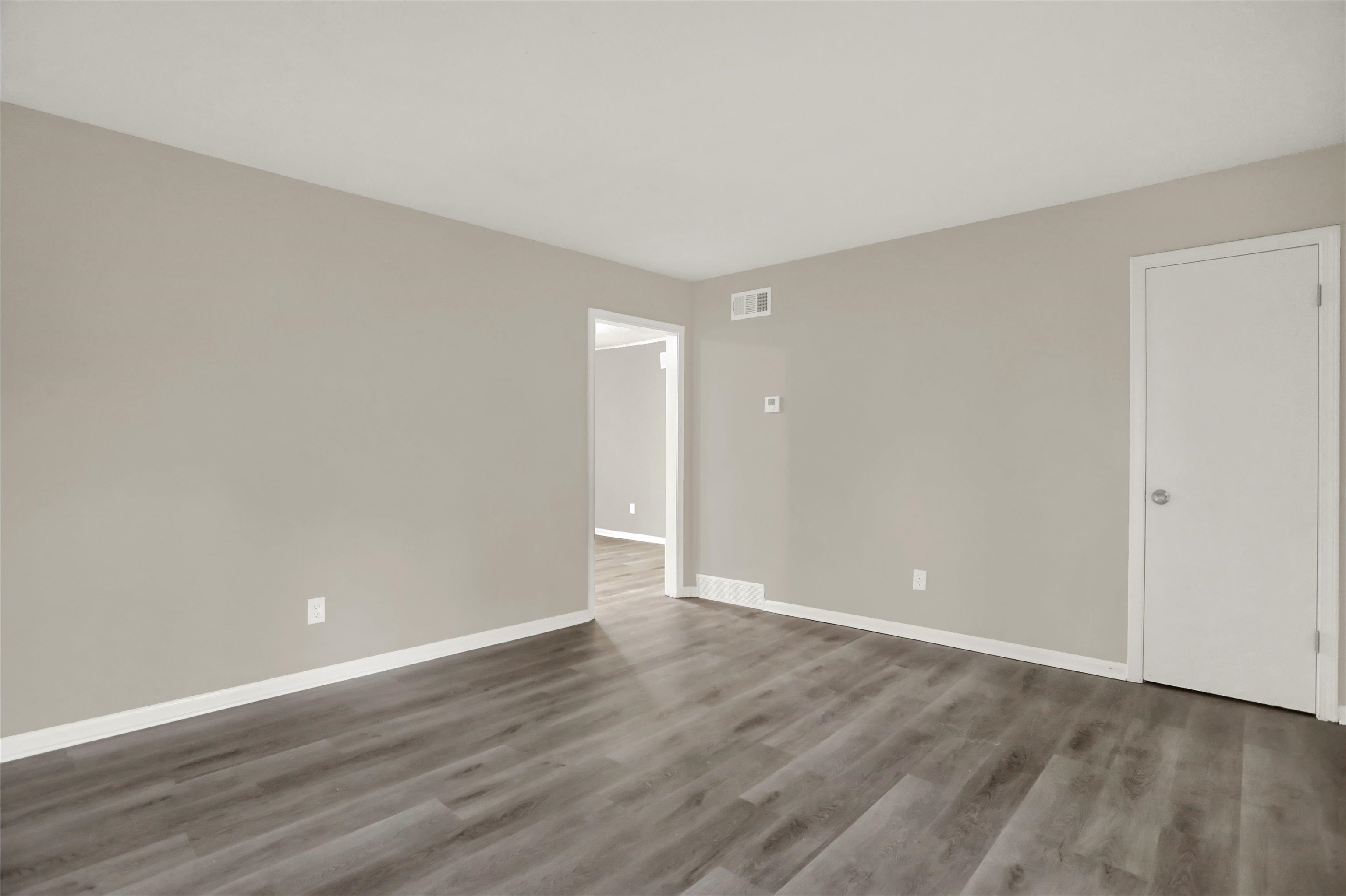 5052 Blacksmith Dr Property Photo 5