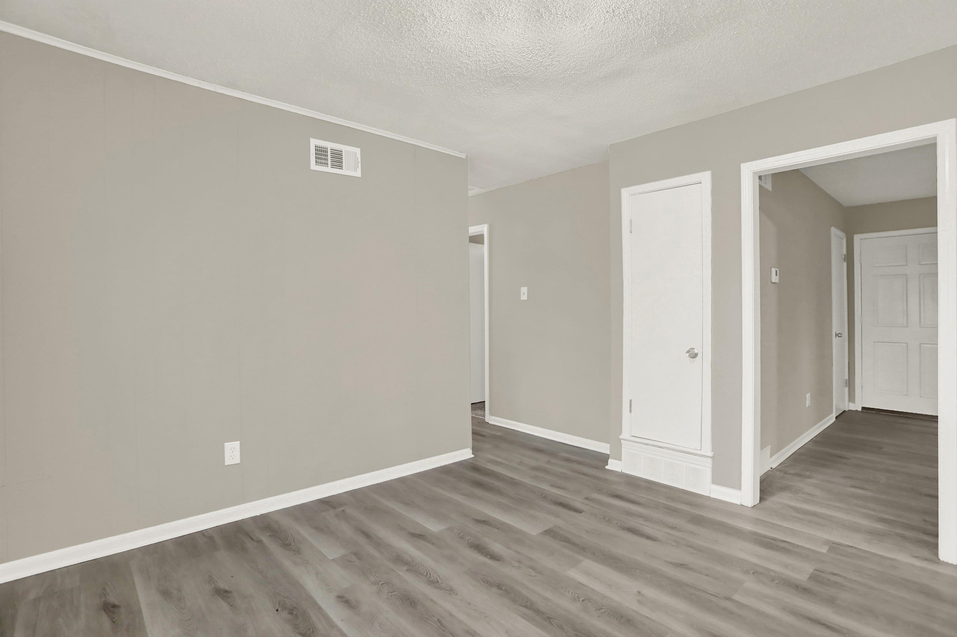 5052 Blacksmith Dr Property Photo 14