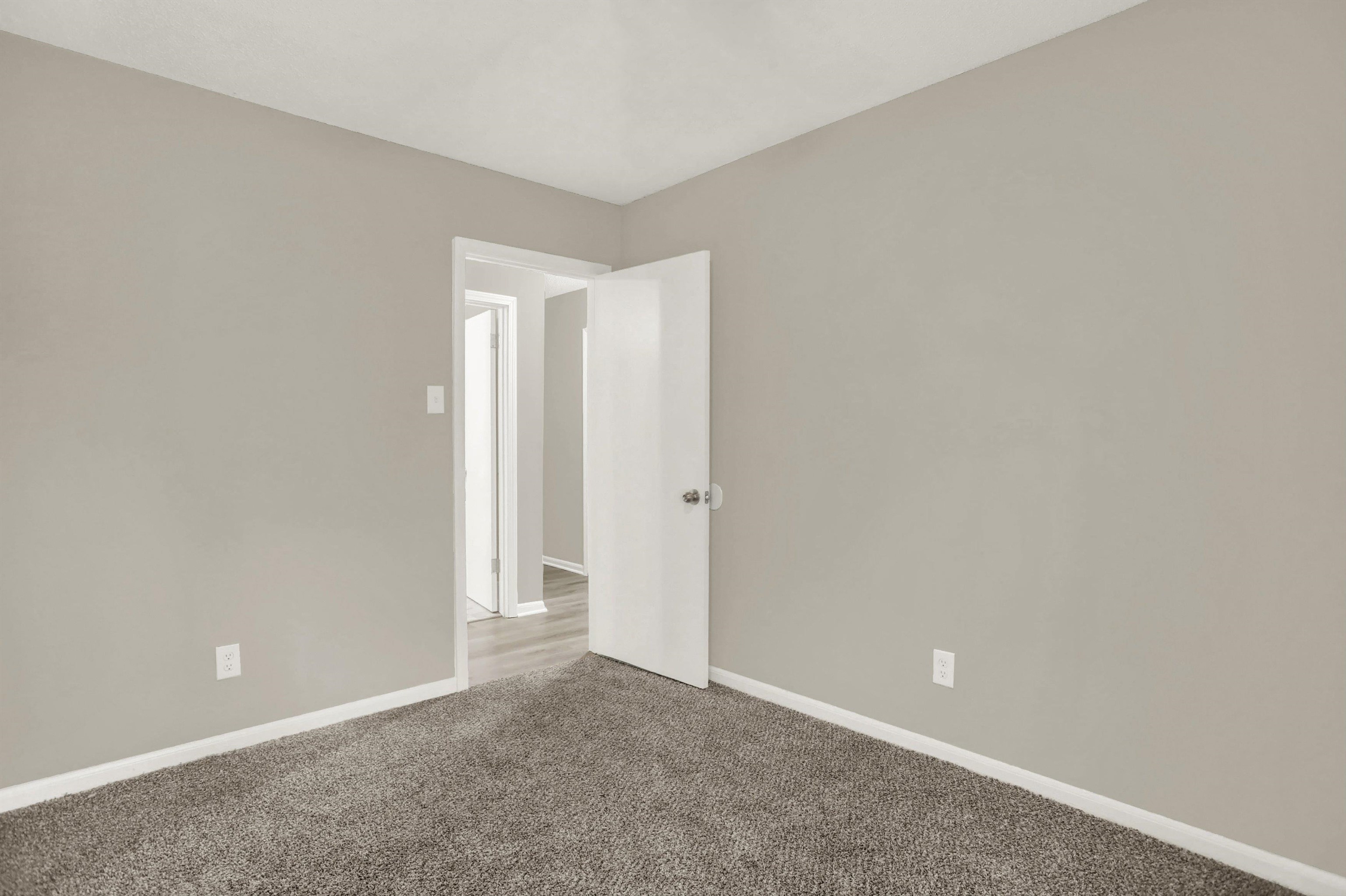5052 Blacksmith Dr Property Photo 16