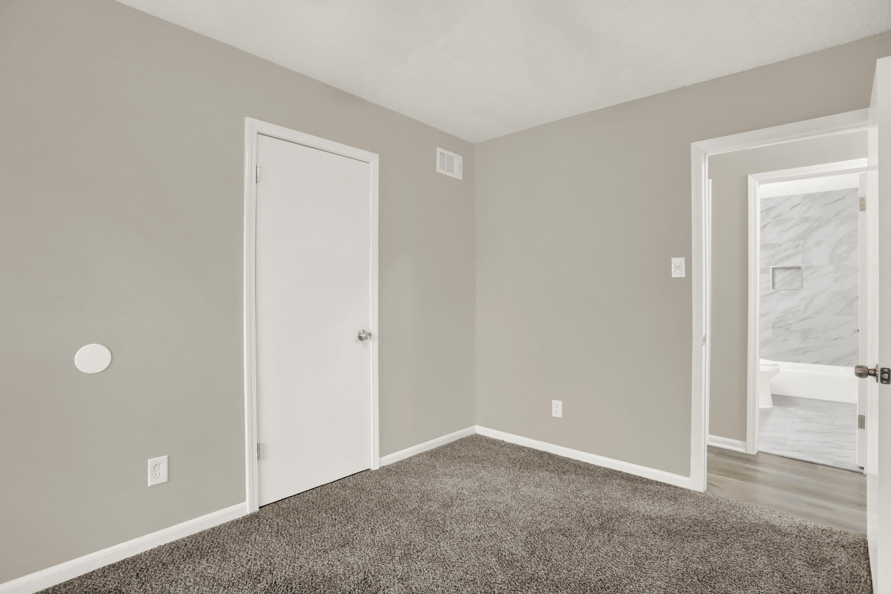 5052 Blacksmith Dr Property Photo 17