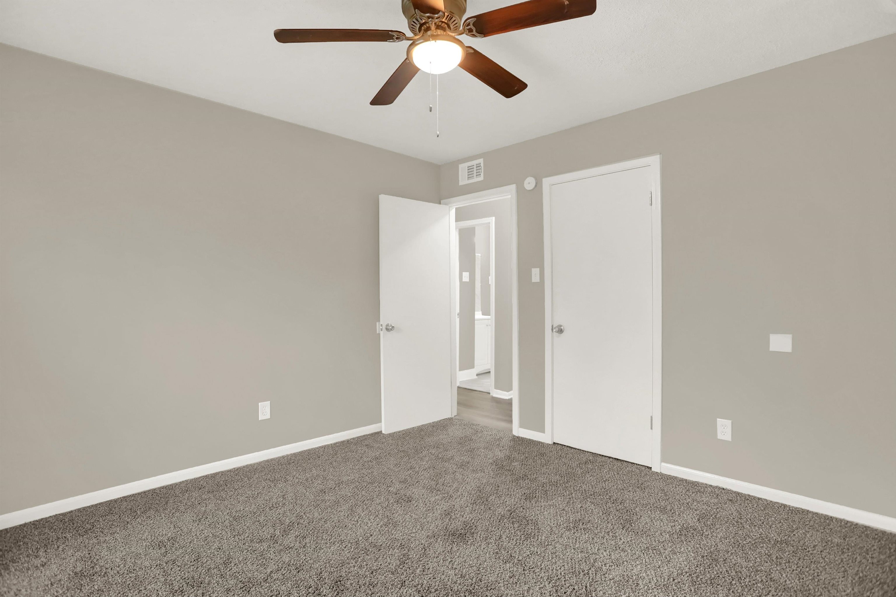 5052 Blacksmith Dr Property Photo 20