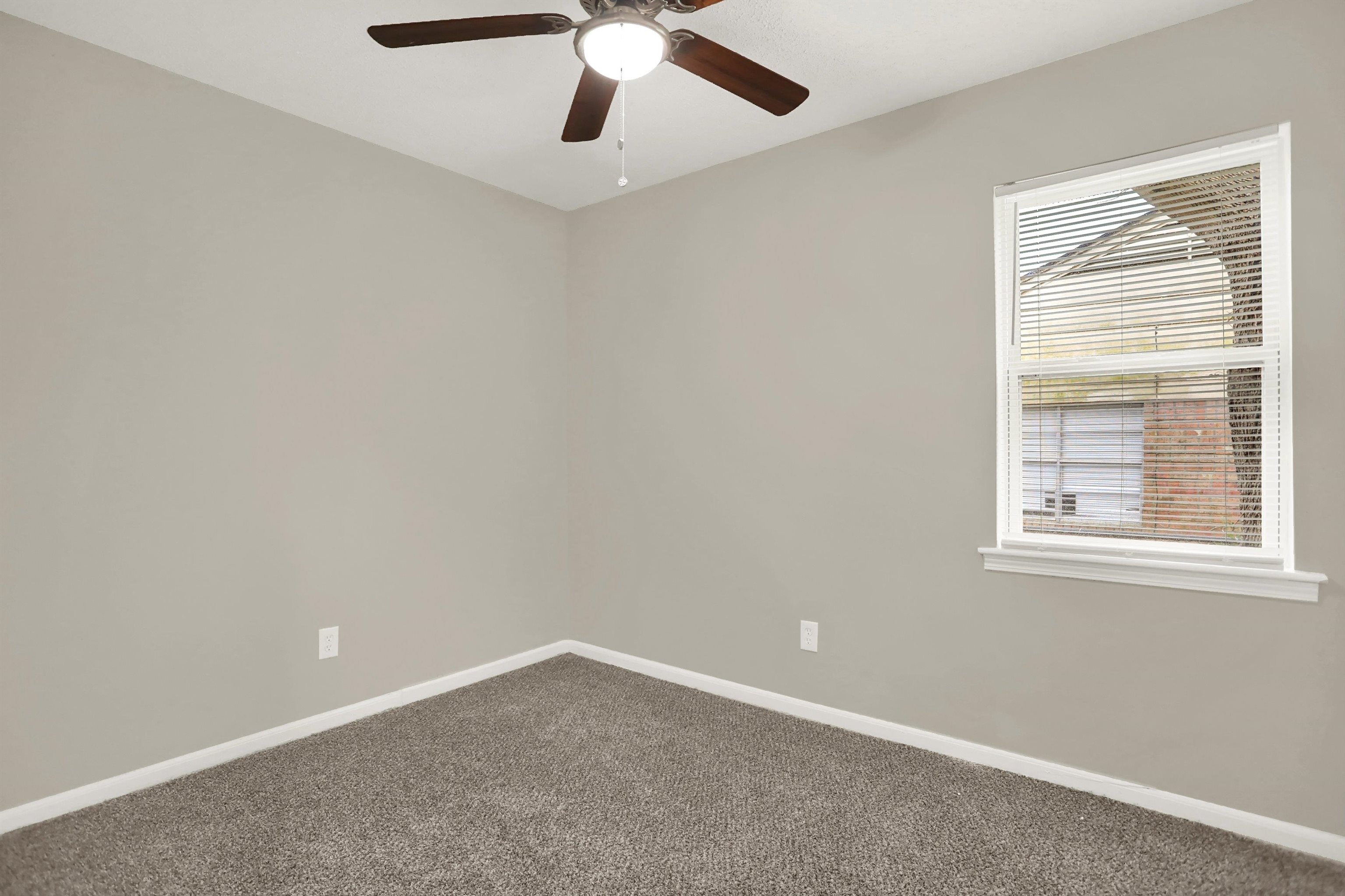 5052 Blacksmith Dr Property Photo 23