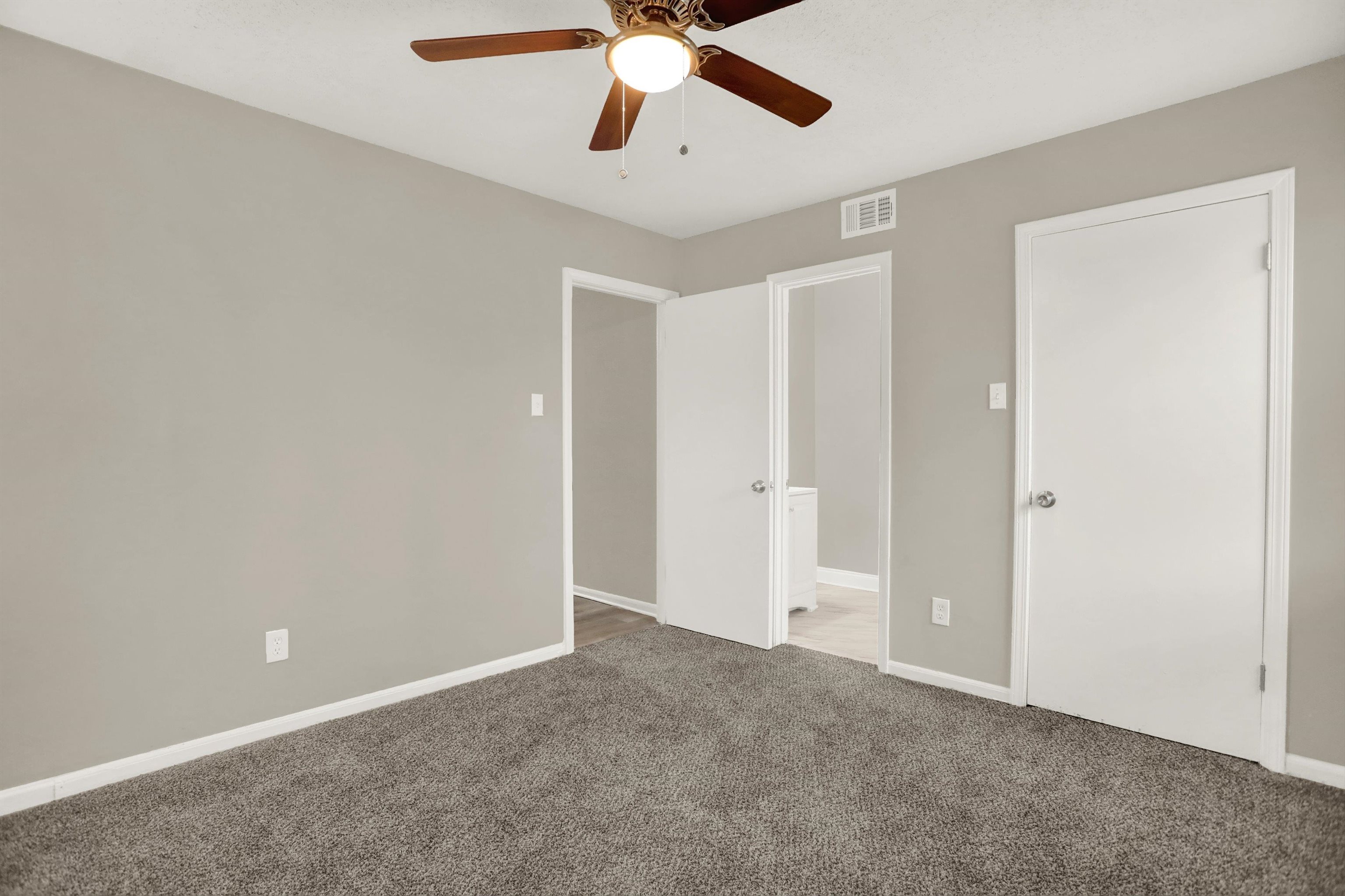 5052 Blacksmith Dr Property Photo 26