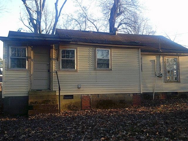 414 Hyde Park Cir Property Photo 4