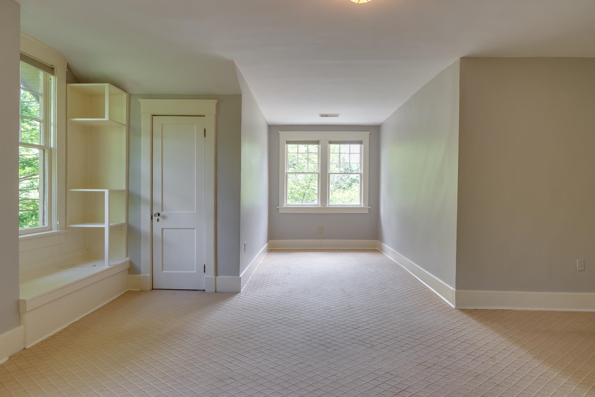 4042 Goodlett Cv Property Photo 19