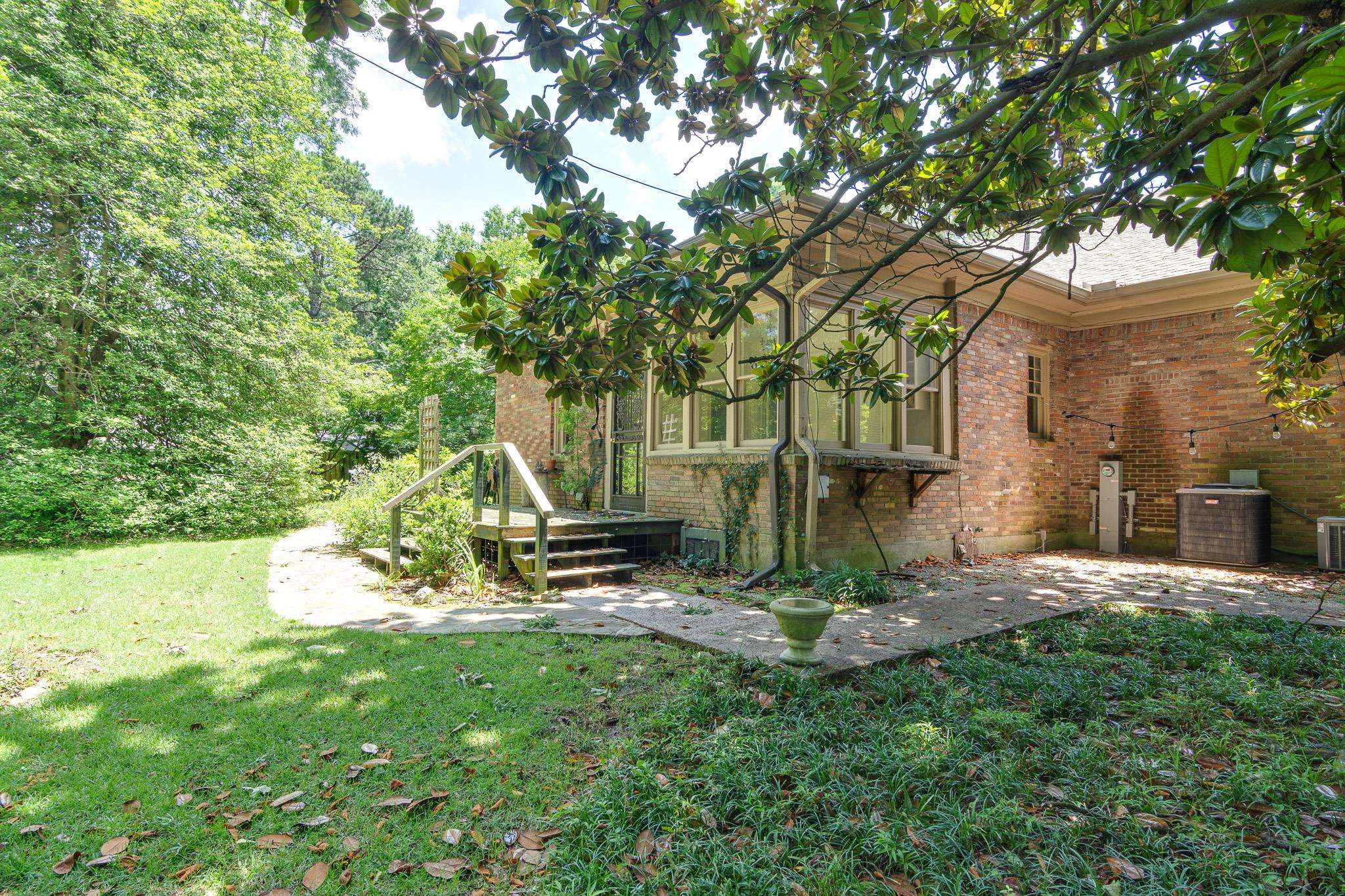 4042 Goodlett Cv Property Photo 26