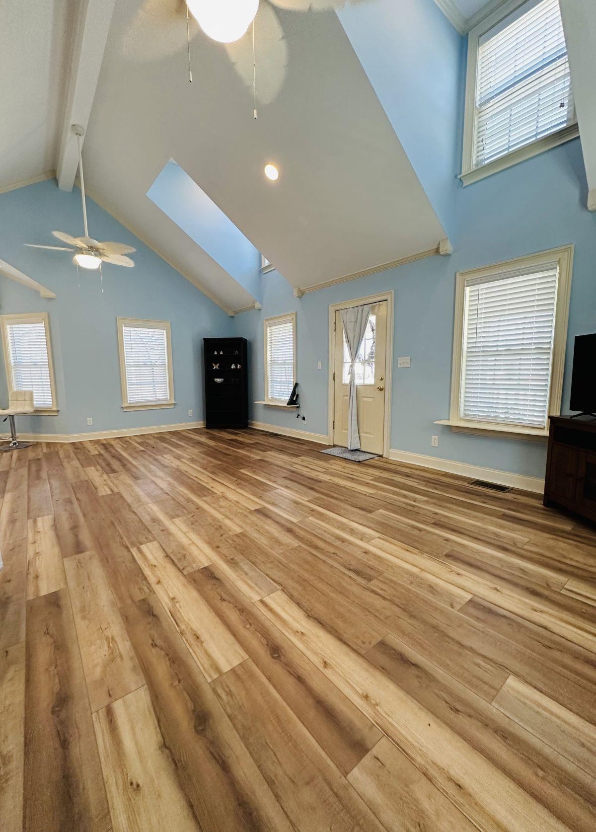 19 Pearl Pky Property Photo 3