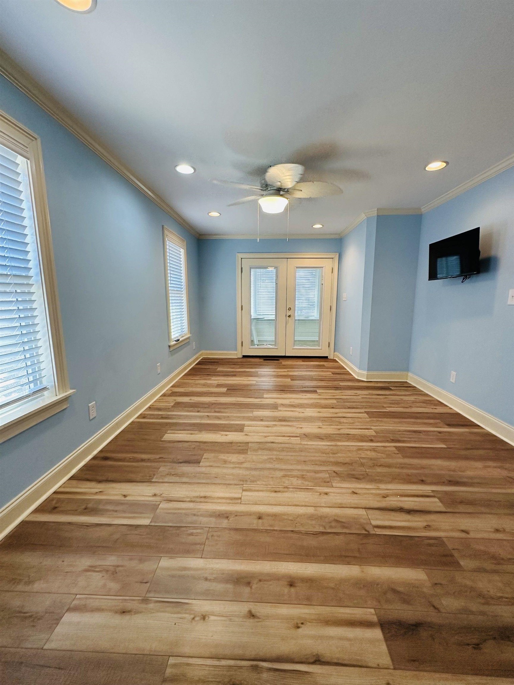 19 Pearl Pky Property Photo 9