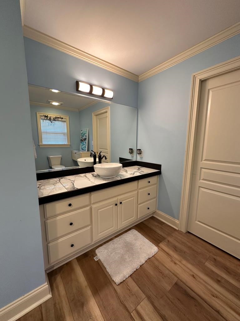 19 Pearl Pky Property Photo 11