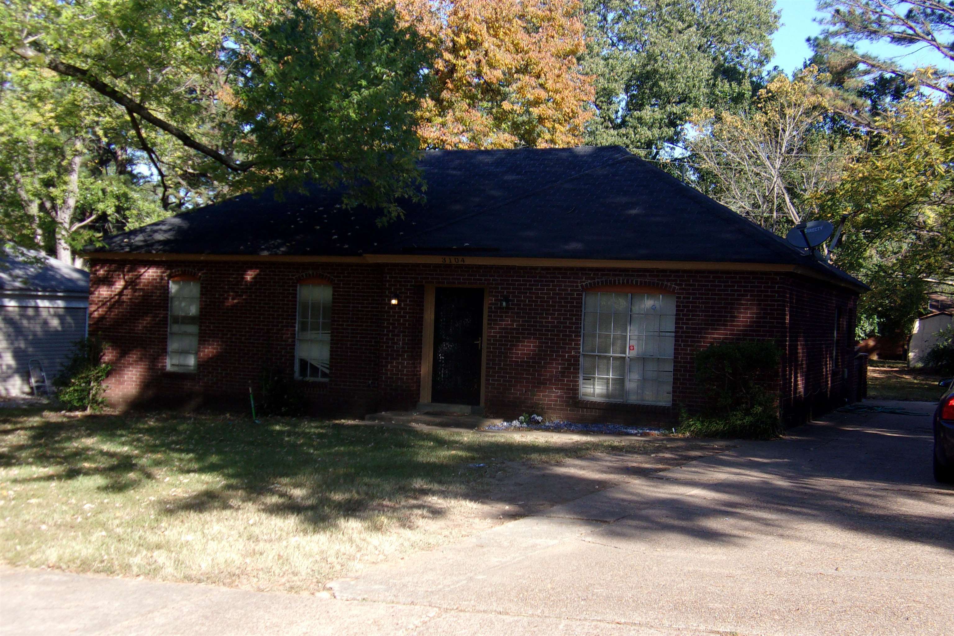 3104 Kingsgate Ave Property Photo 2