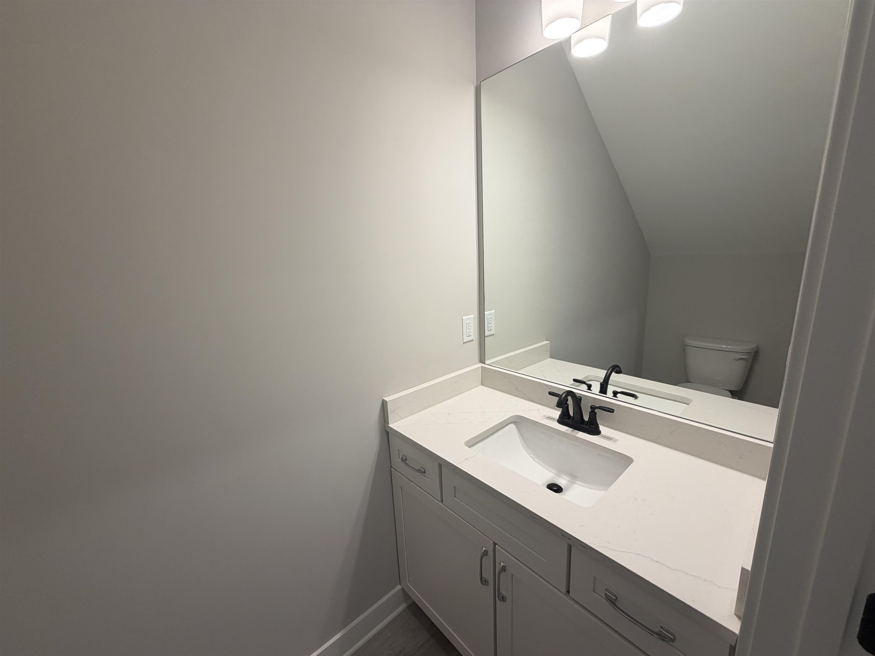 5400 Buttercup Ln Property Photo 14