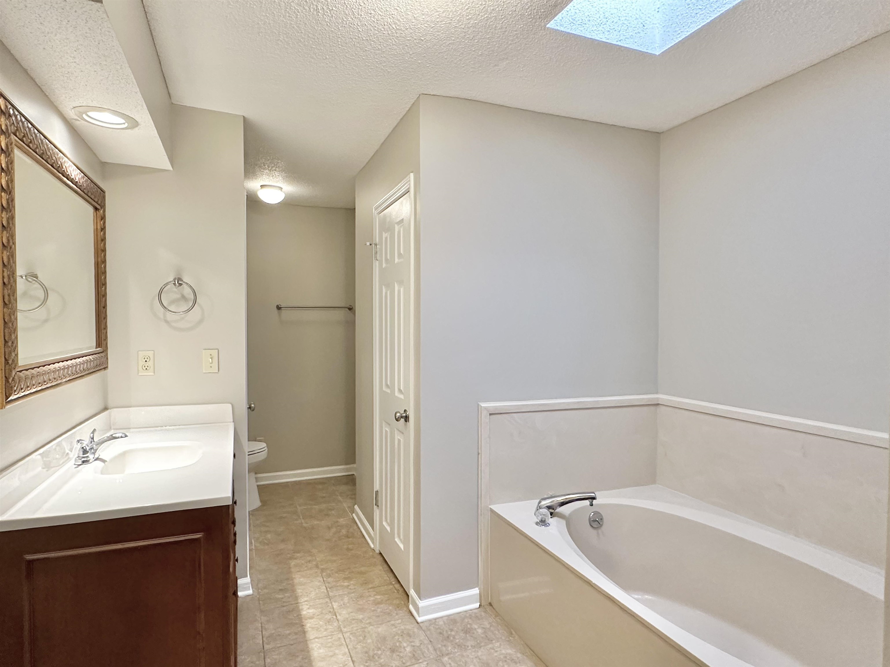 7475 Kingsland Dr Property Photo 13