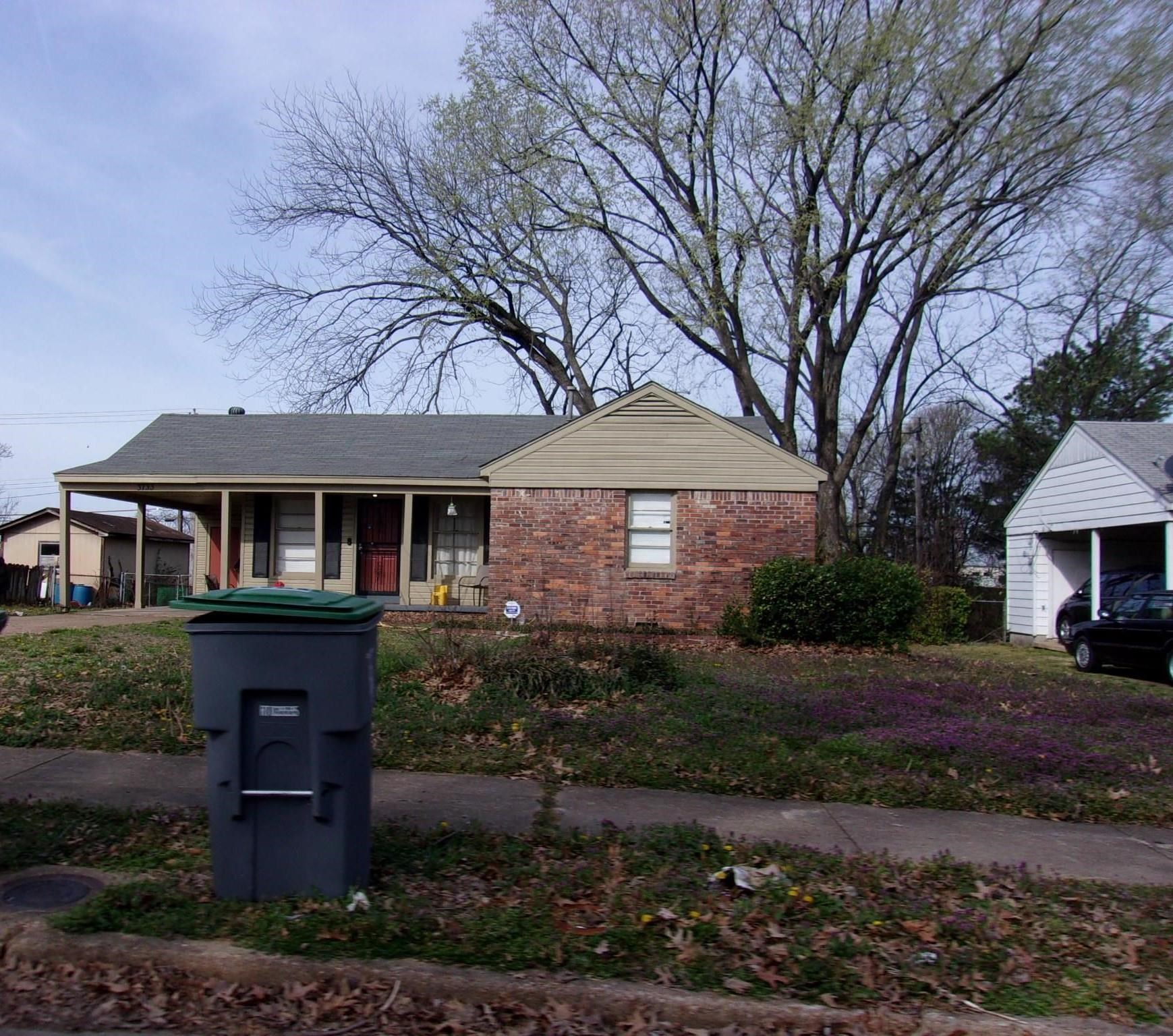 3733 Brompton Ave Property Photo 2