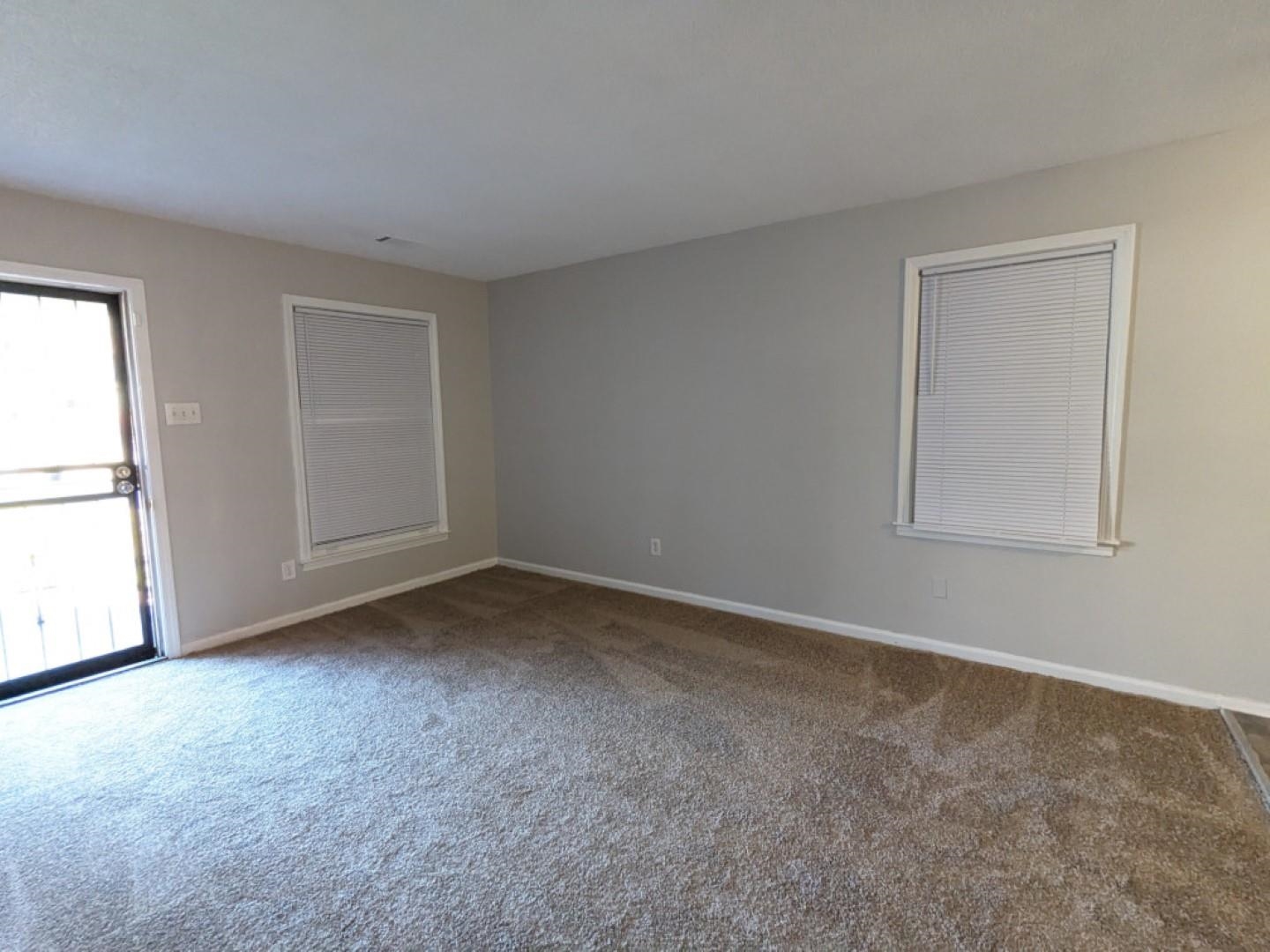 3733 Brompton Ave Property Photo 5