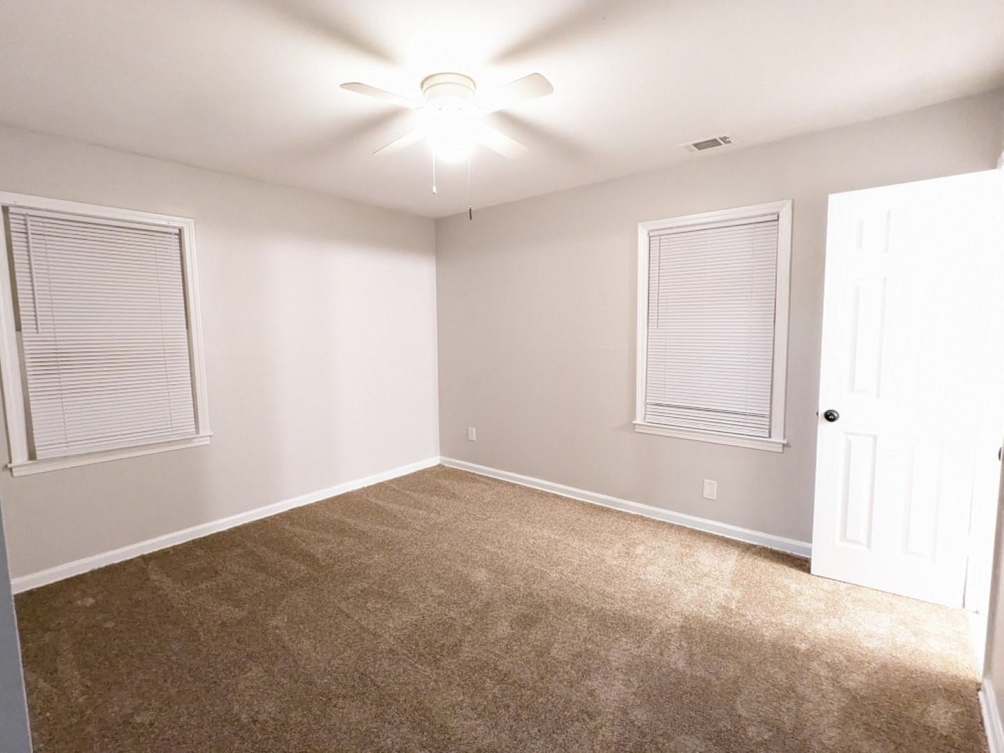 3733 Brompton Ave Property Photo 12