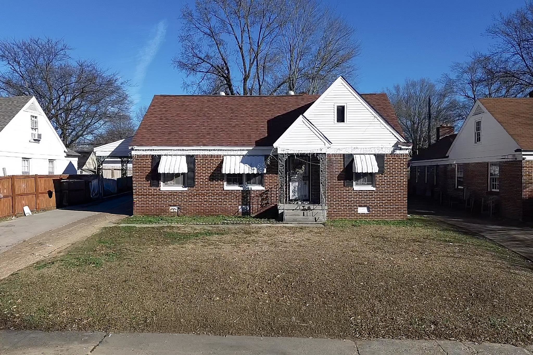 1006 GORDON ST Property Photo 1