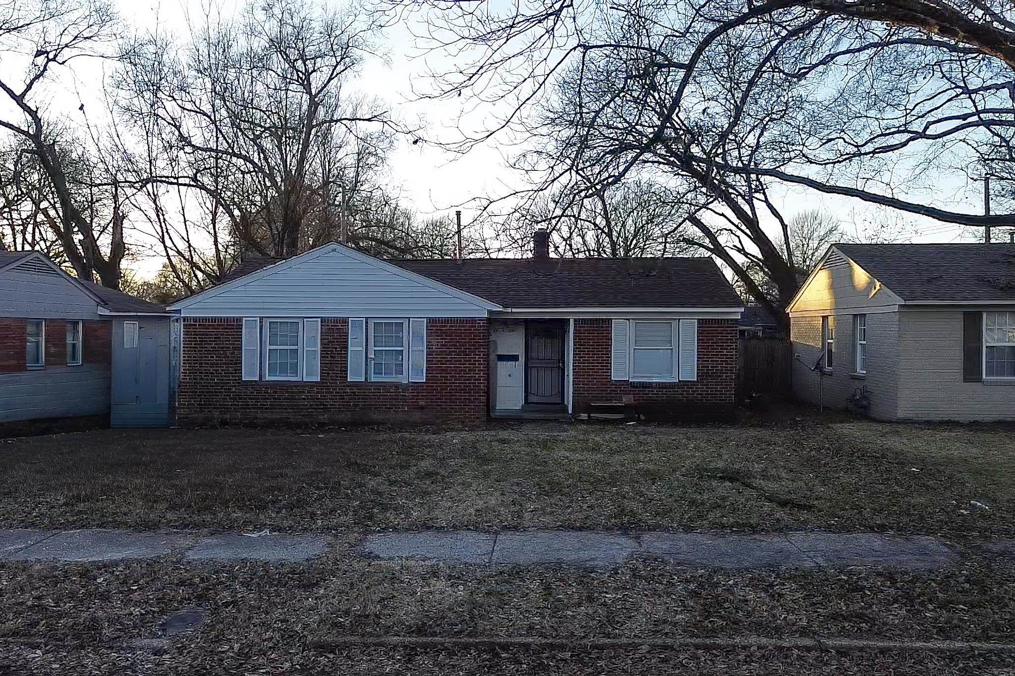 1241 Holliday St Property Photo 1