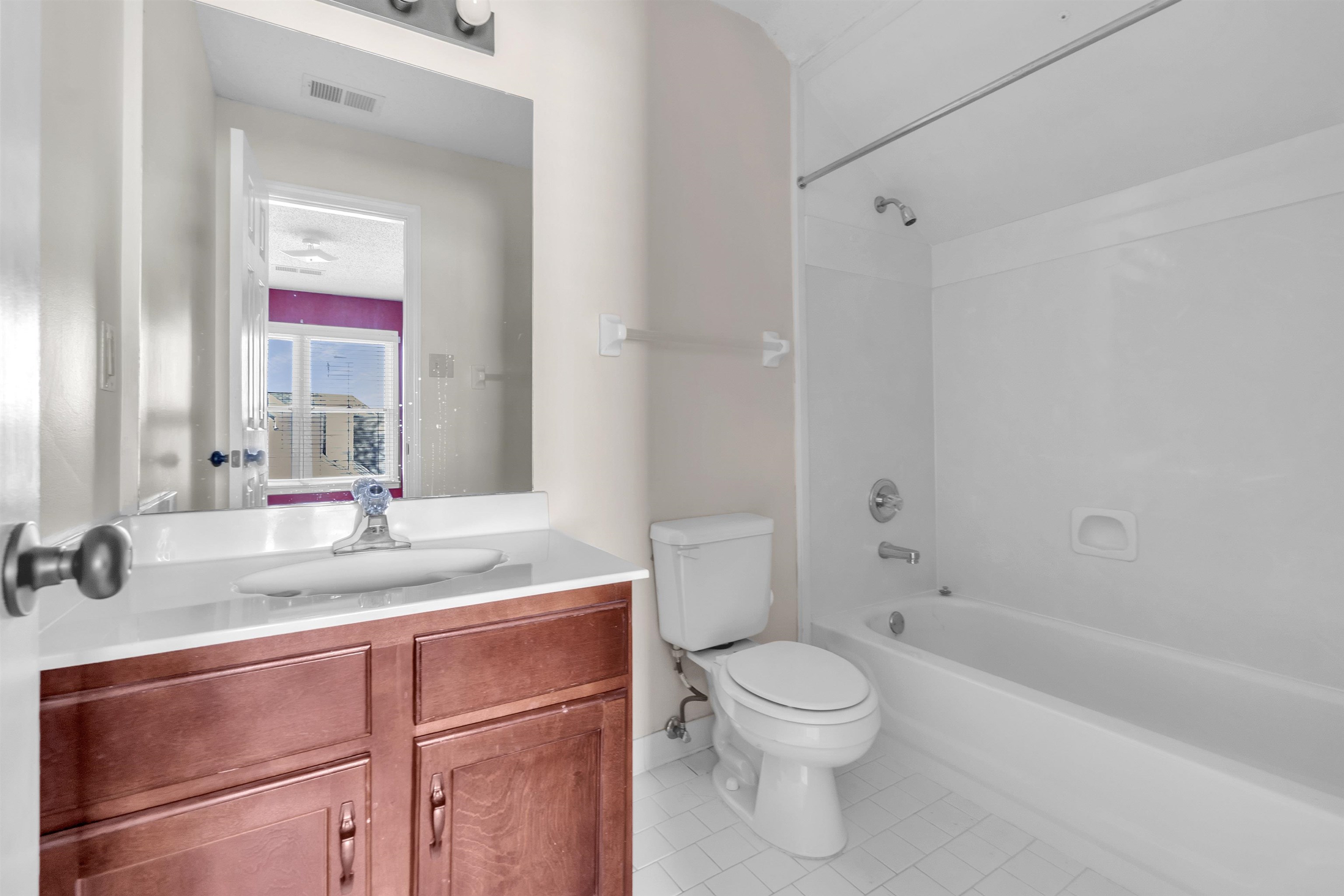 7563 Cordova Club Dr E Property Photo 9