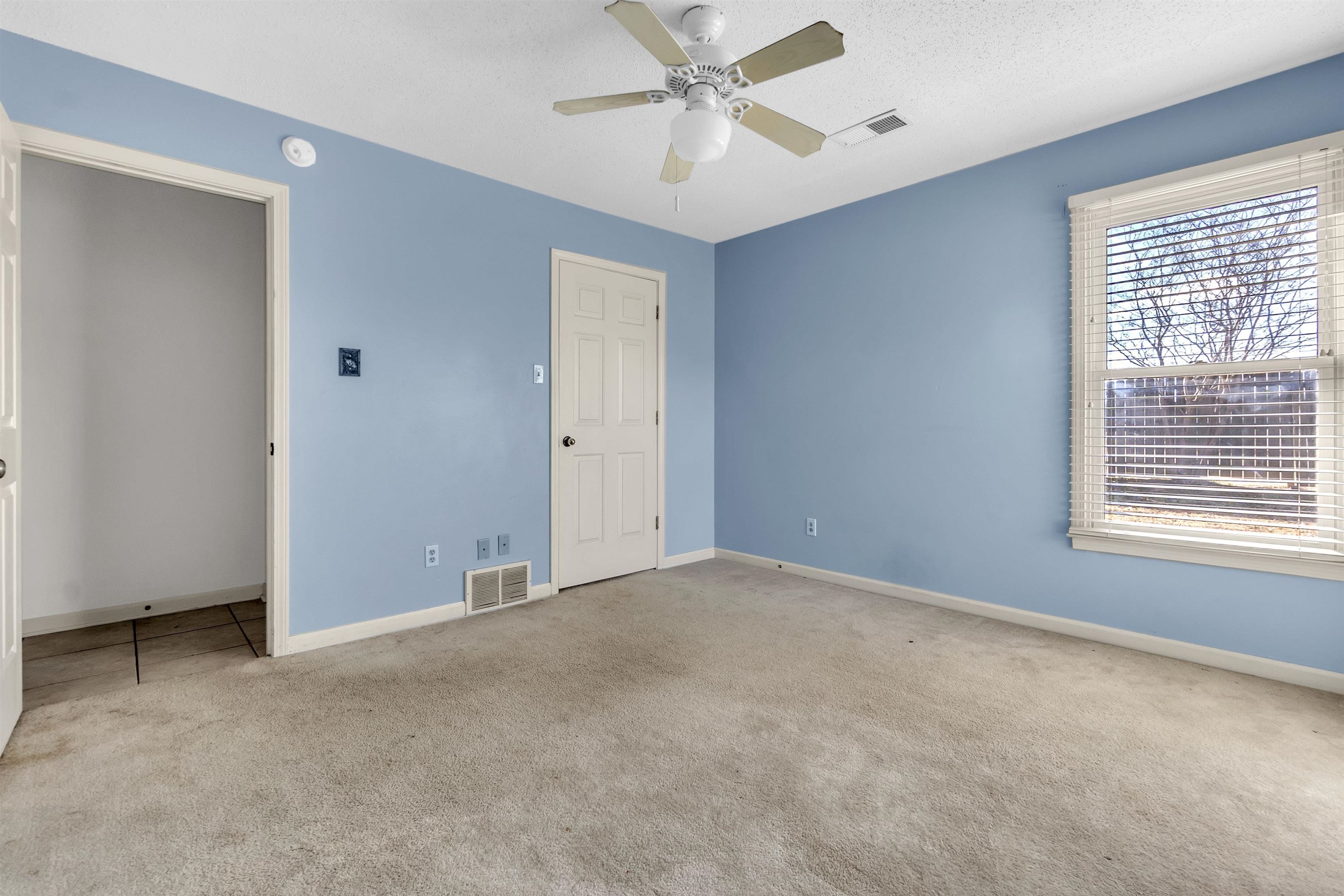 7563 Cordova Club Dr E Property Photo 10