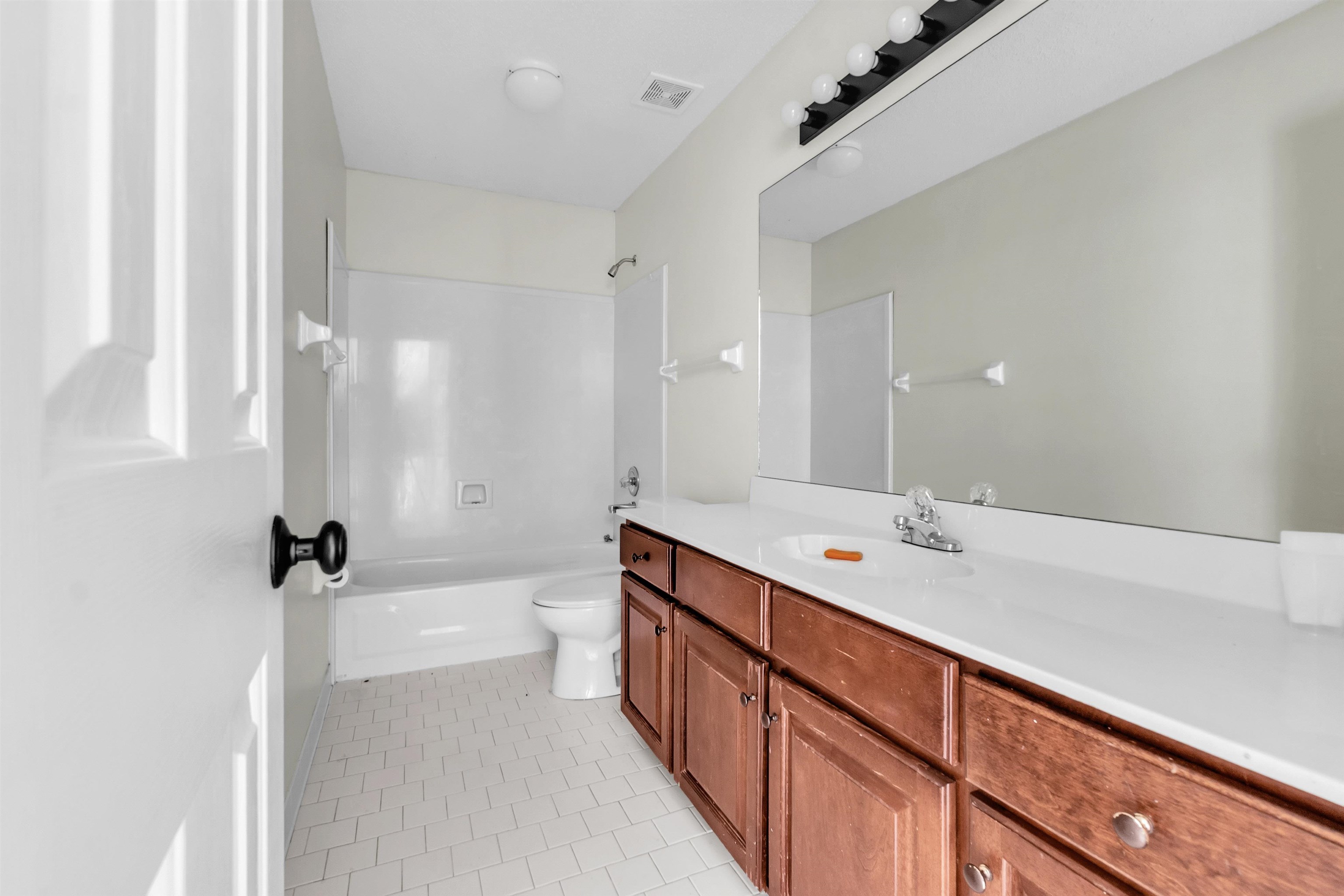 7563 Cordova Club Dr E Property Photo 11