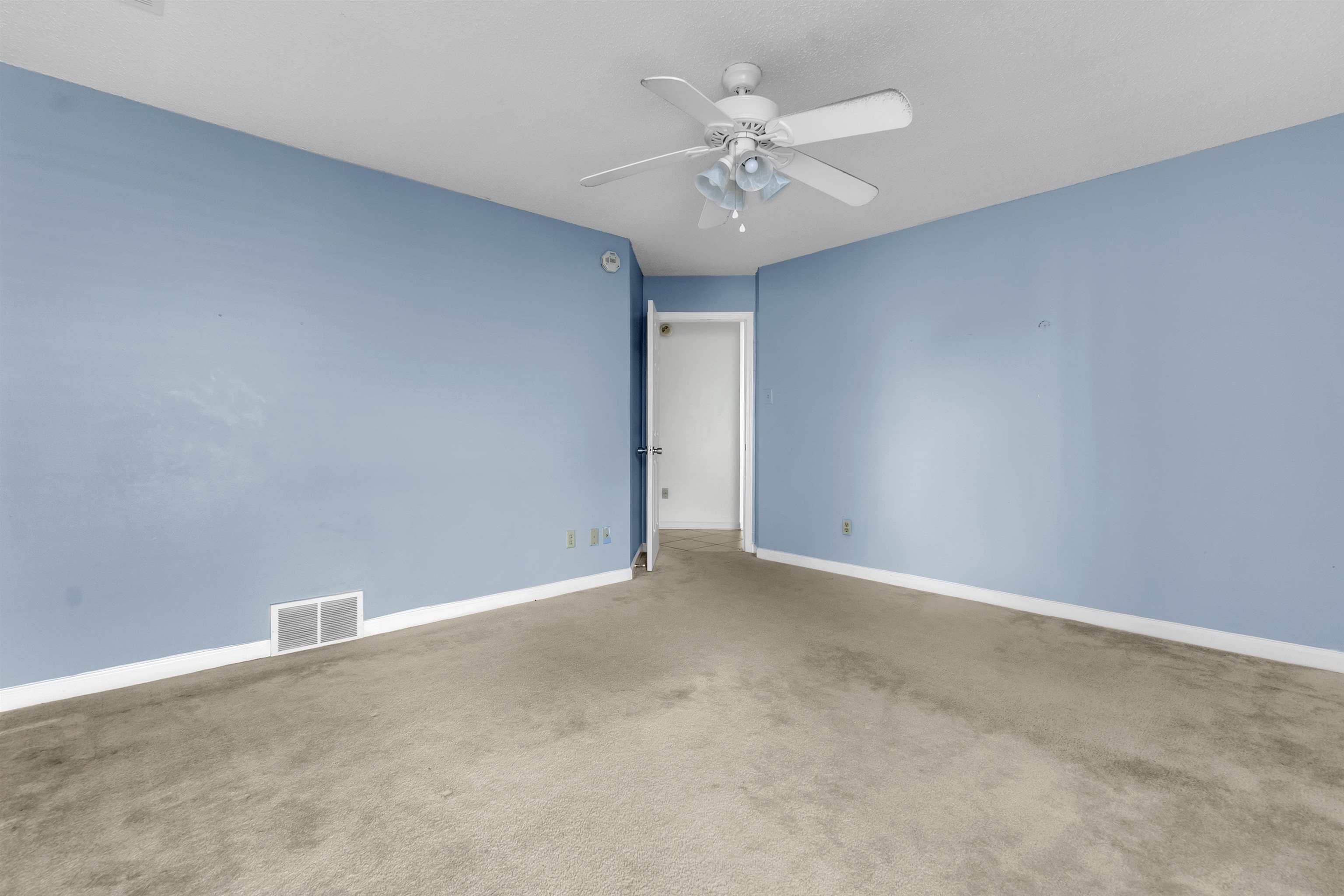 7563 Cordova Club Dr E Property Photo 12