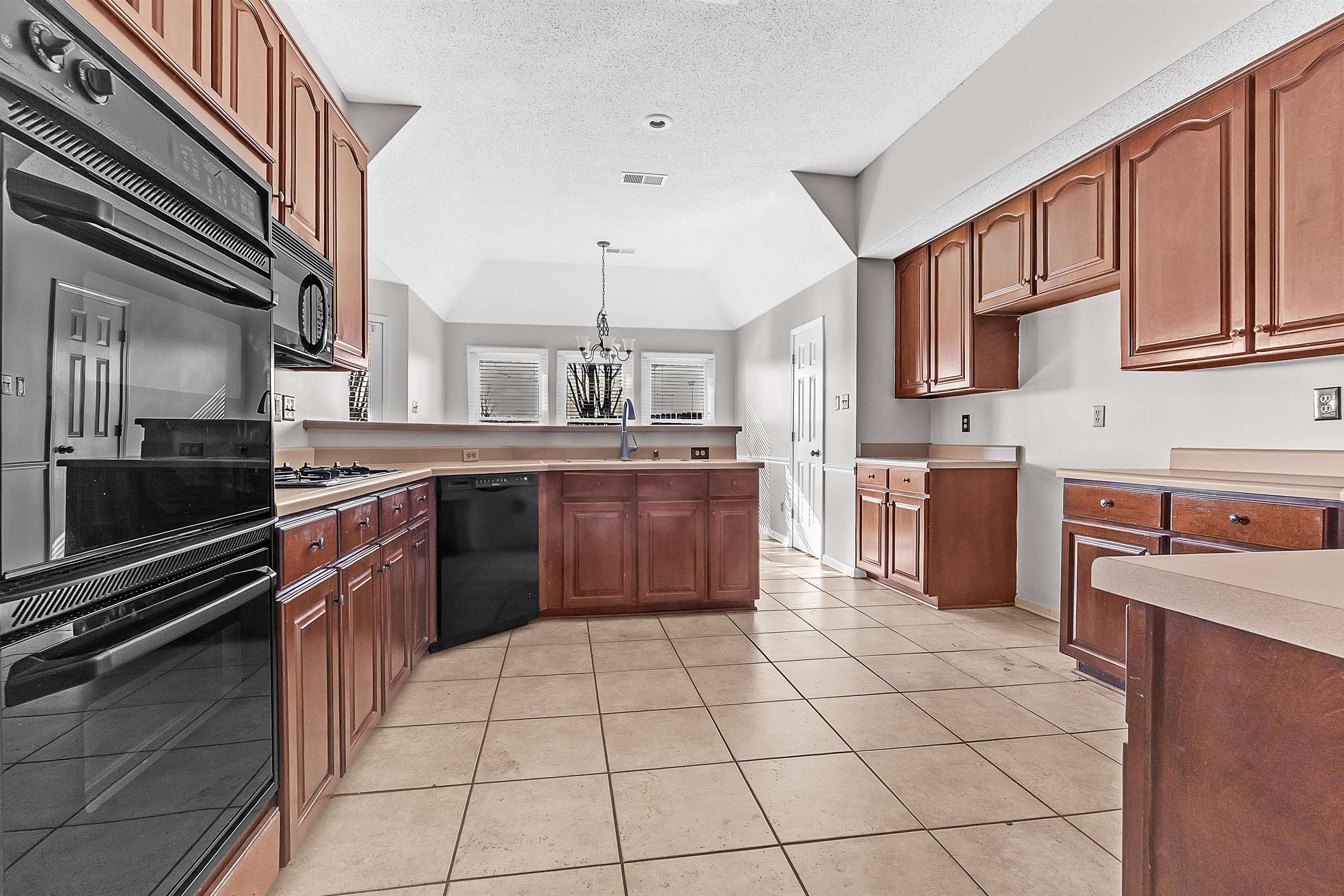 7563 Cordova Club Dr E Property Photo 14