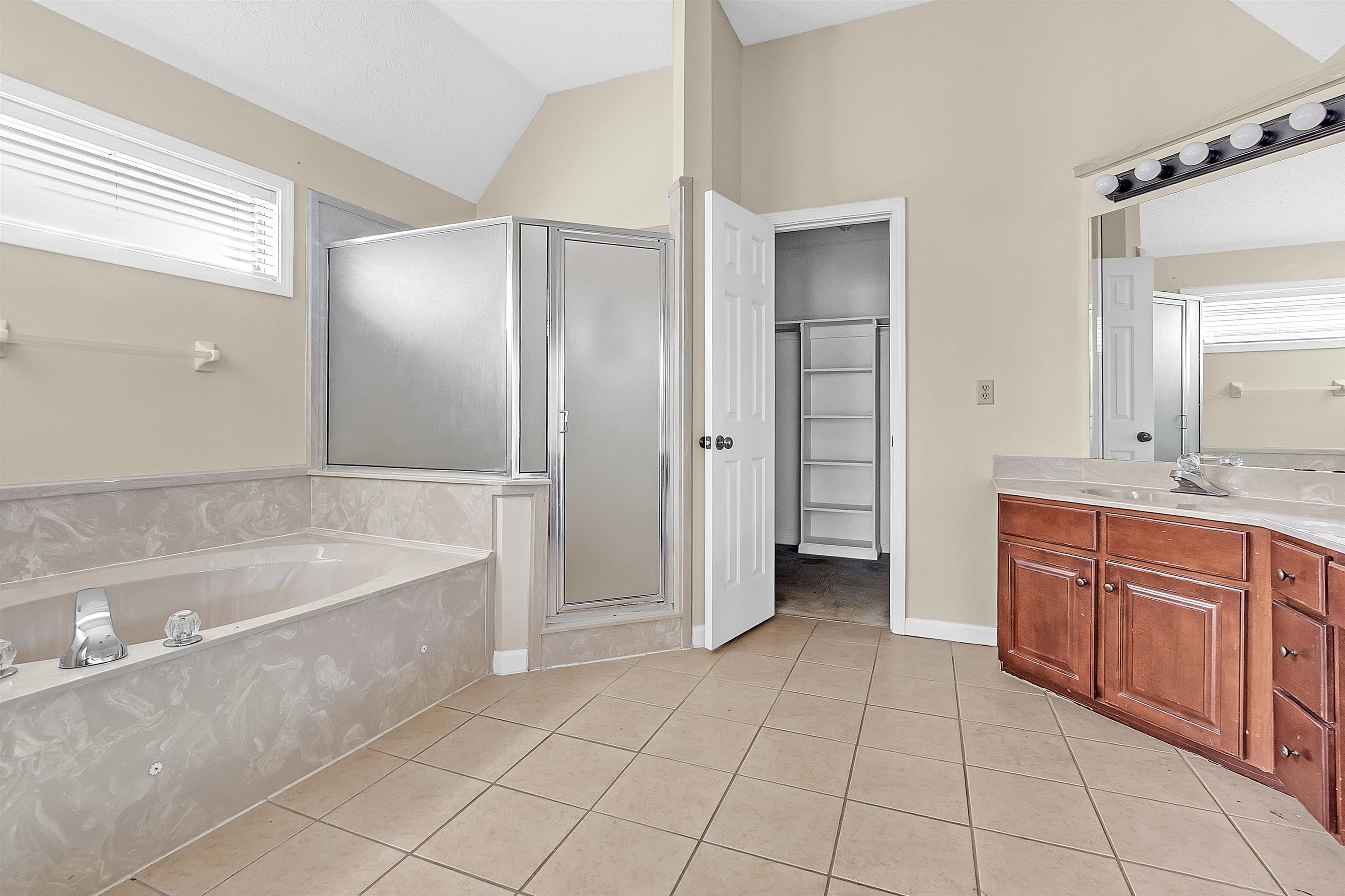 7563 Cordova Club Dr E Property Photo 22