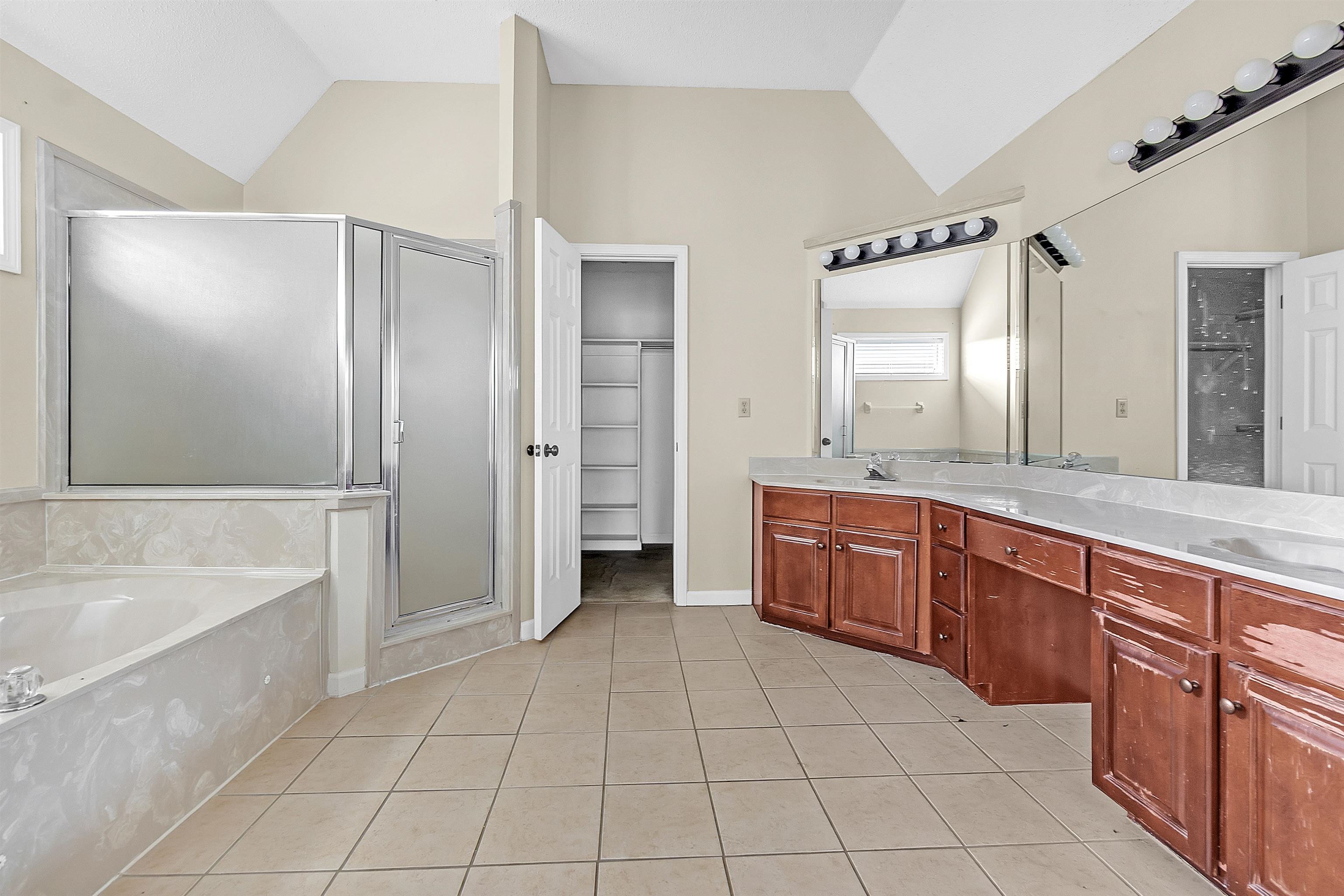 7563 Cordova Club Dr E Property Photo 23