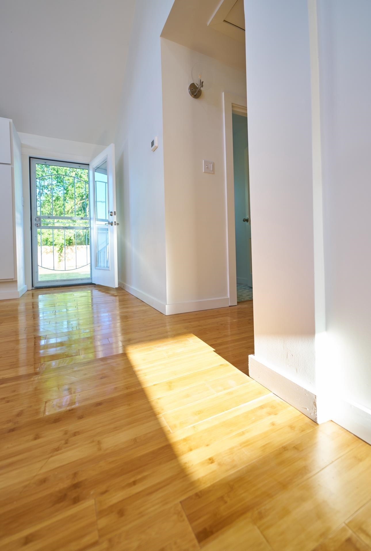 1628 N Hollywood St Property Photo 3