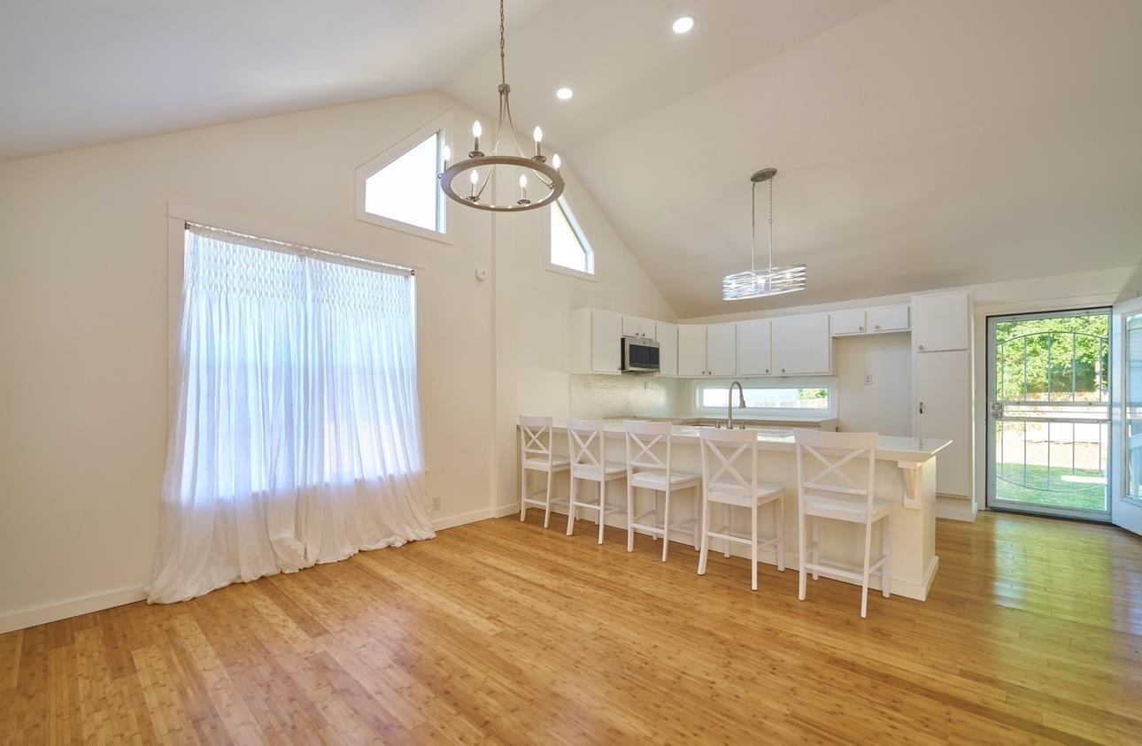 1628 N Hollywood St Property Photo 4