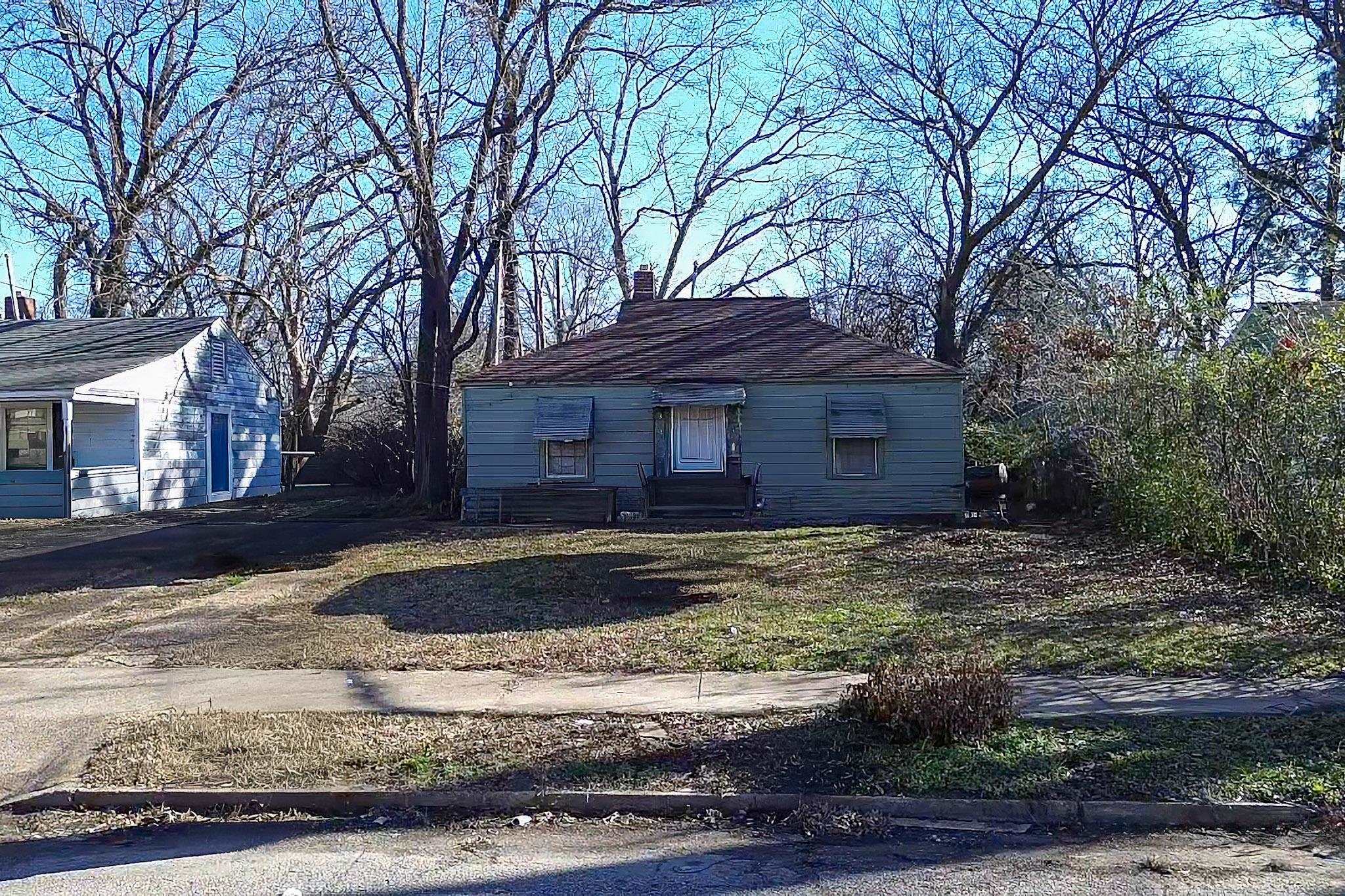 1664 HELSLEY ST Property Photo 1