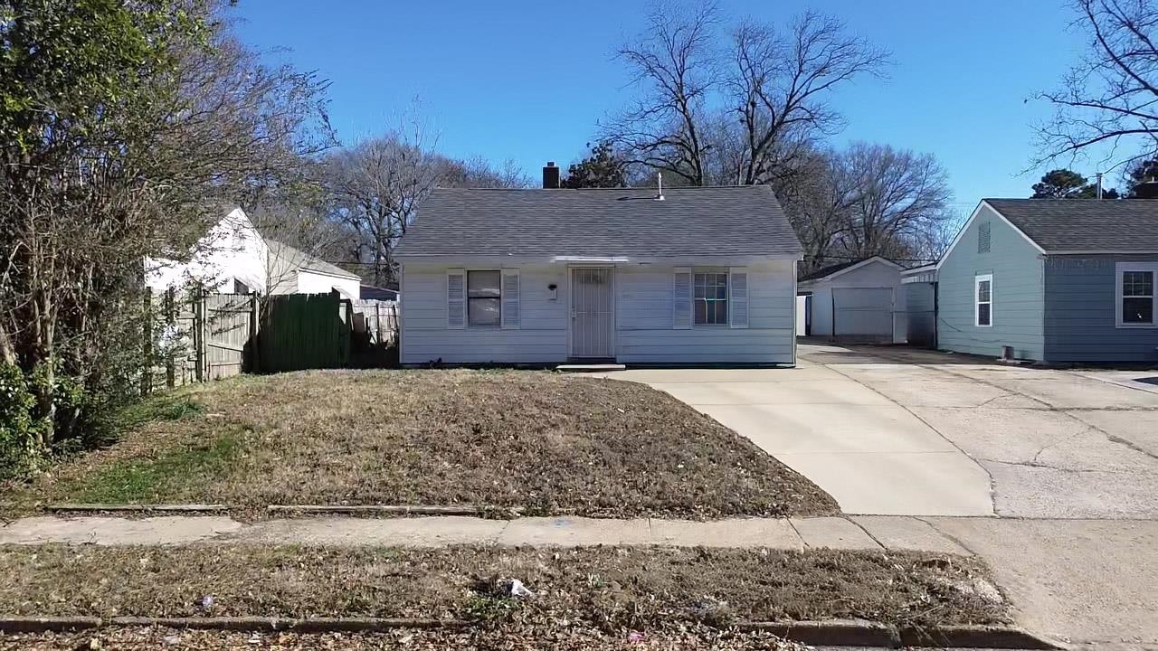1710 Mcnair St Property Photo 1