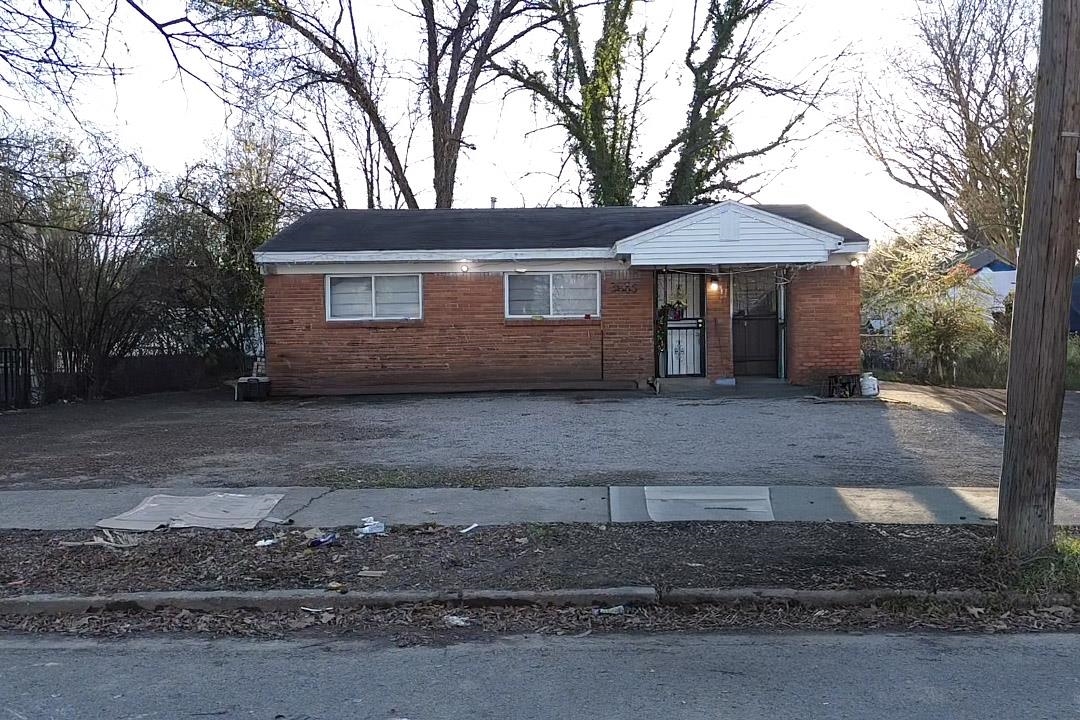 3685 VIVIA AVE Property Photo 1
