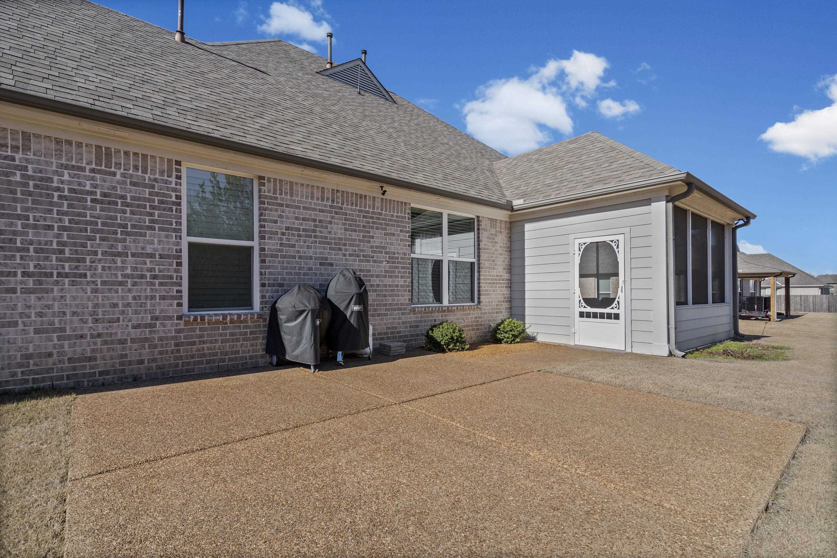 7216 Belle Manor Dr Property Photo 28