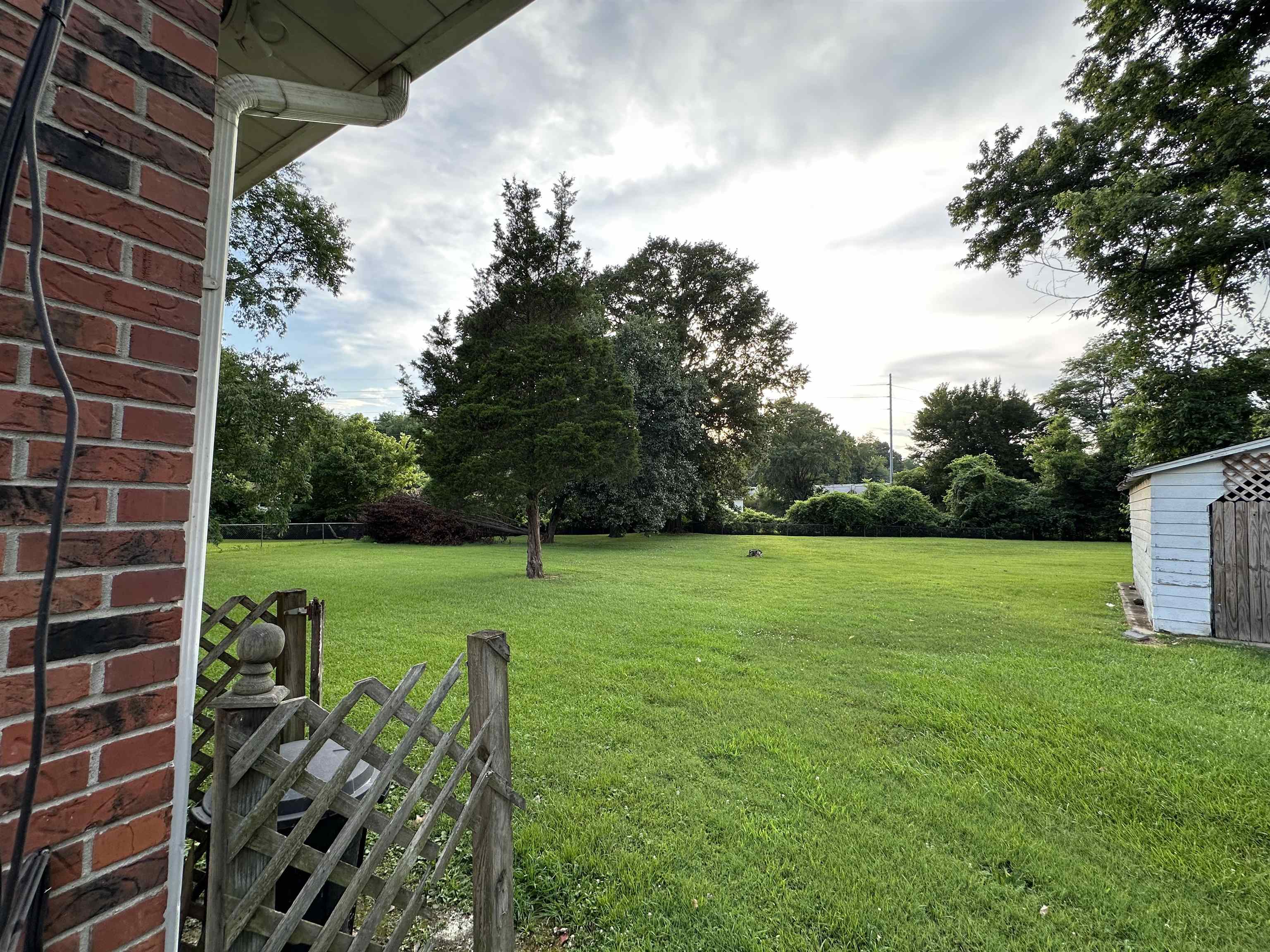 335 Shelly Ave Property Photo 5