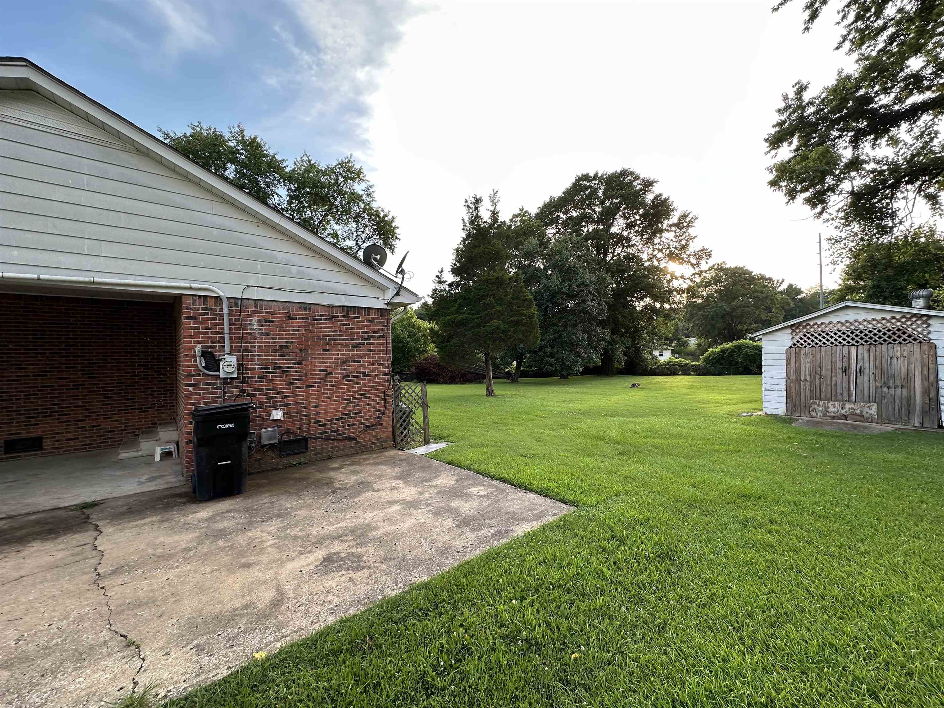 335 Shelly Ave Property Photo 6