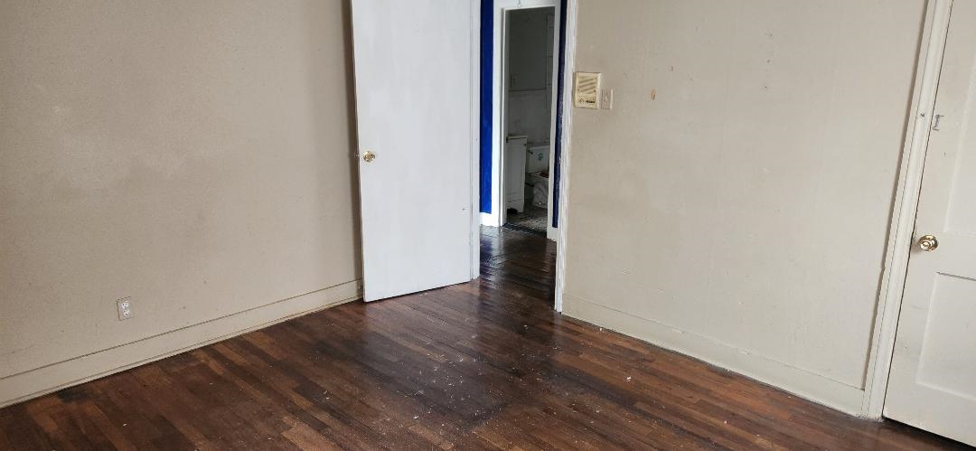 140 Temple Ave Property Photo 6