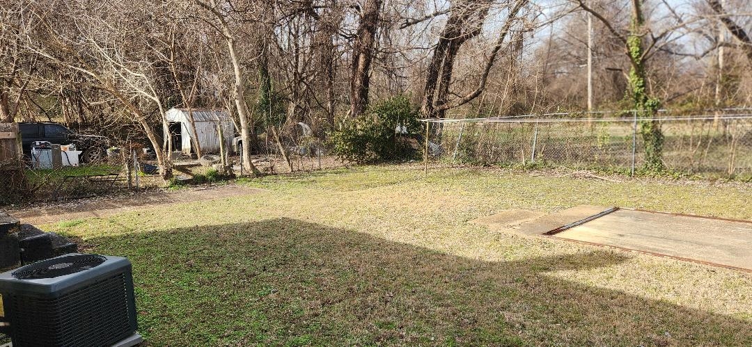 140 Temple Ave Property Photo 16