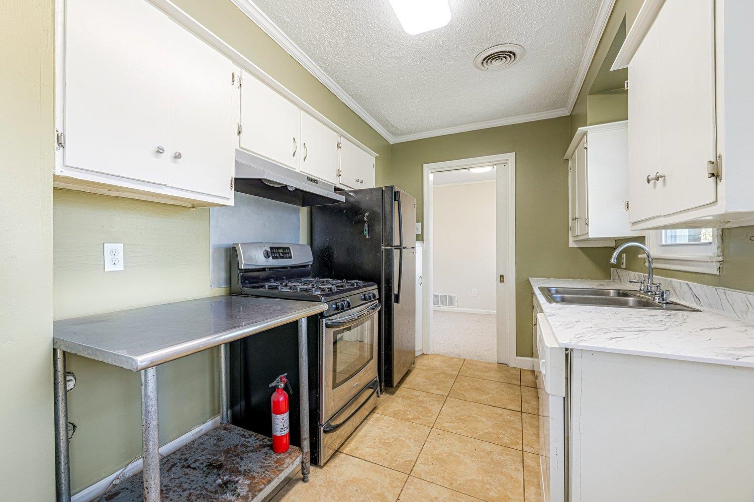 4490 Garnett Rd Property Photo 11